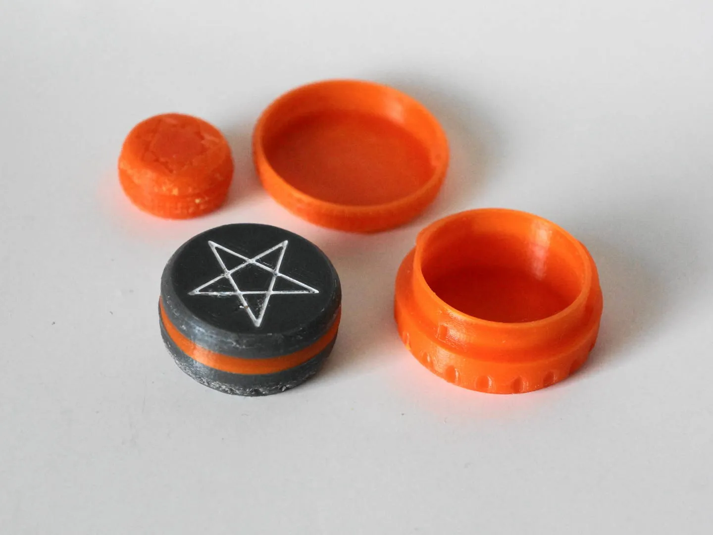 Tiêu đề Hộp khóa lưỡi lê Tóm tắt hộp tròn có khóa xoắn n