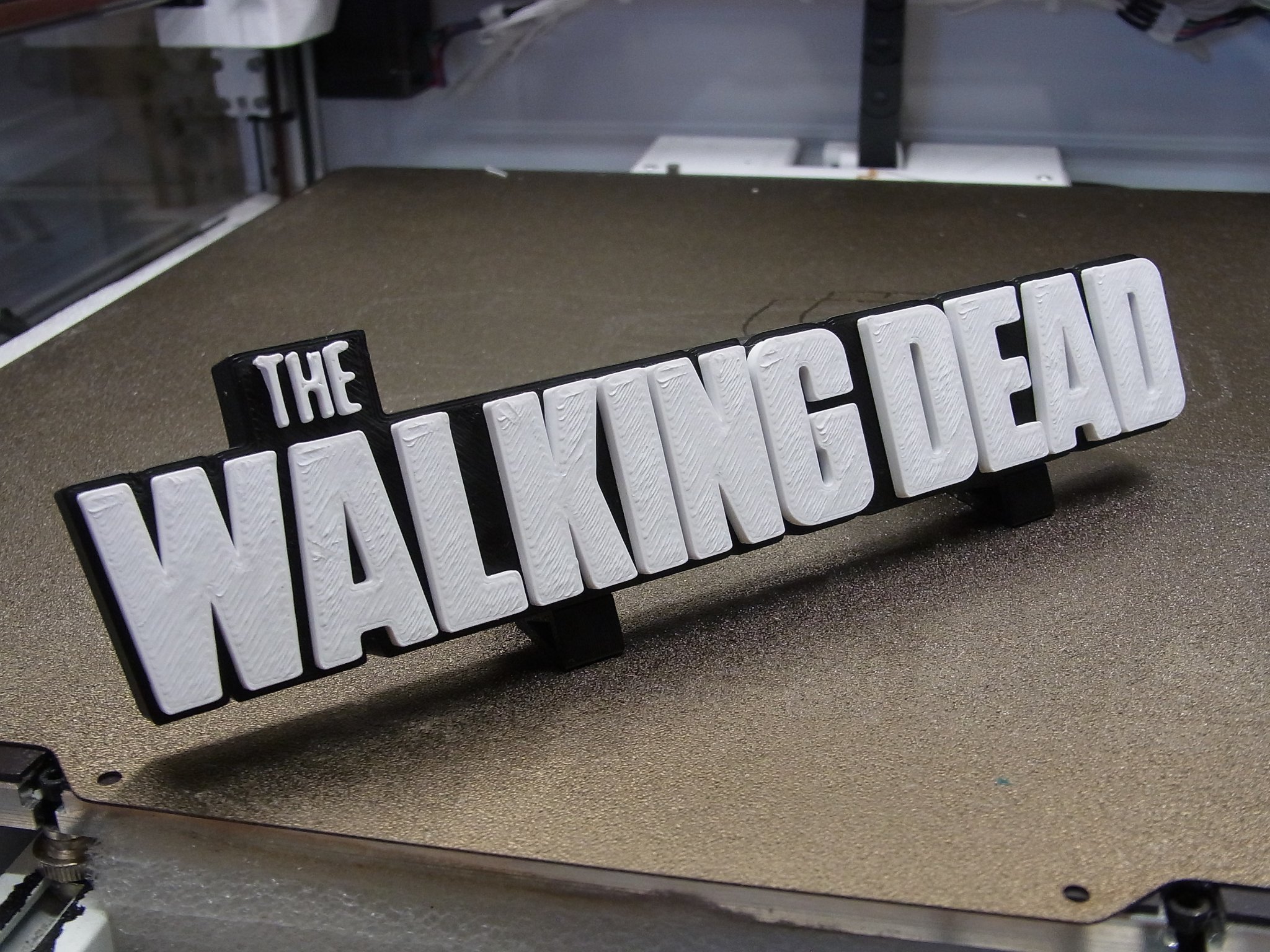 Tiêu đề Xác sống Tóm tắt Để trang trí hang động của bạn