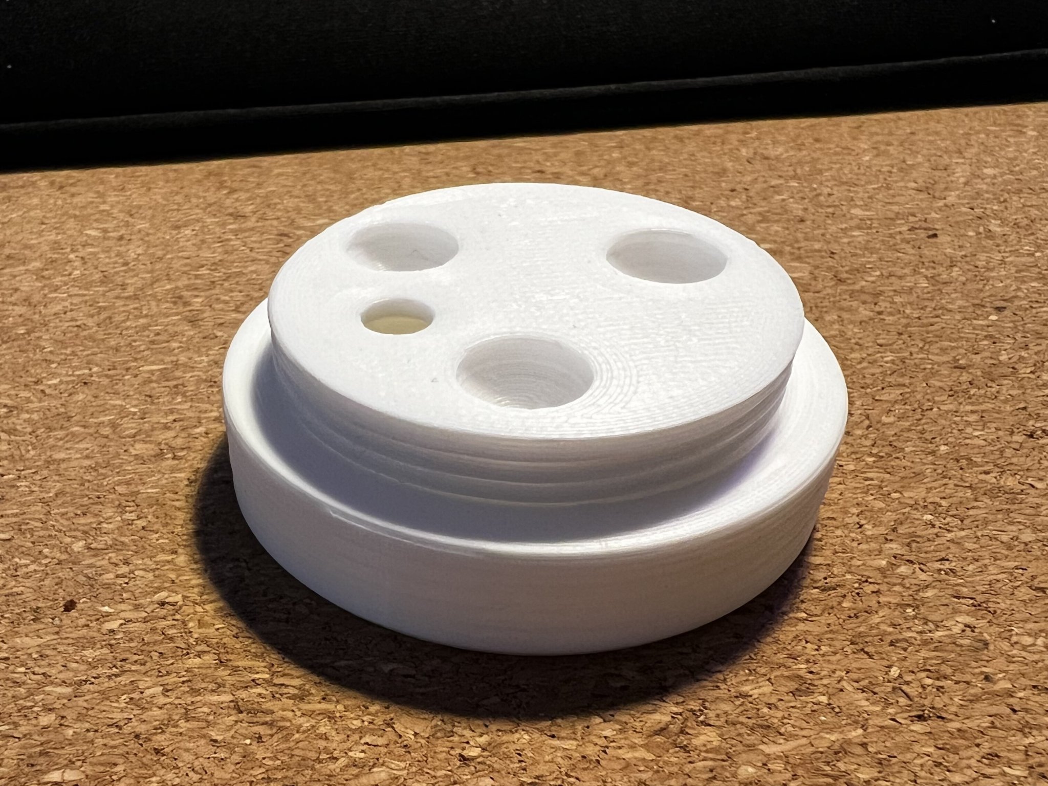 Chân Đế Chịu Lực Điều Chỉnh Độ Cao Cho Kệ IKEA KALLAX