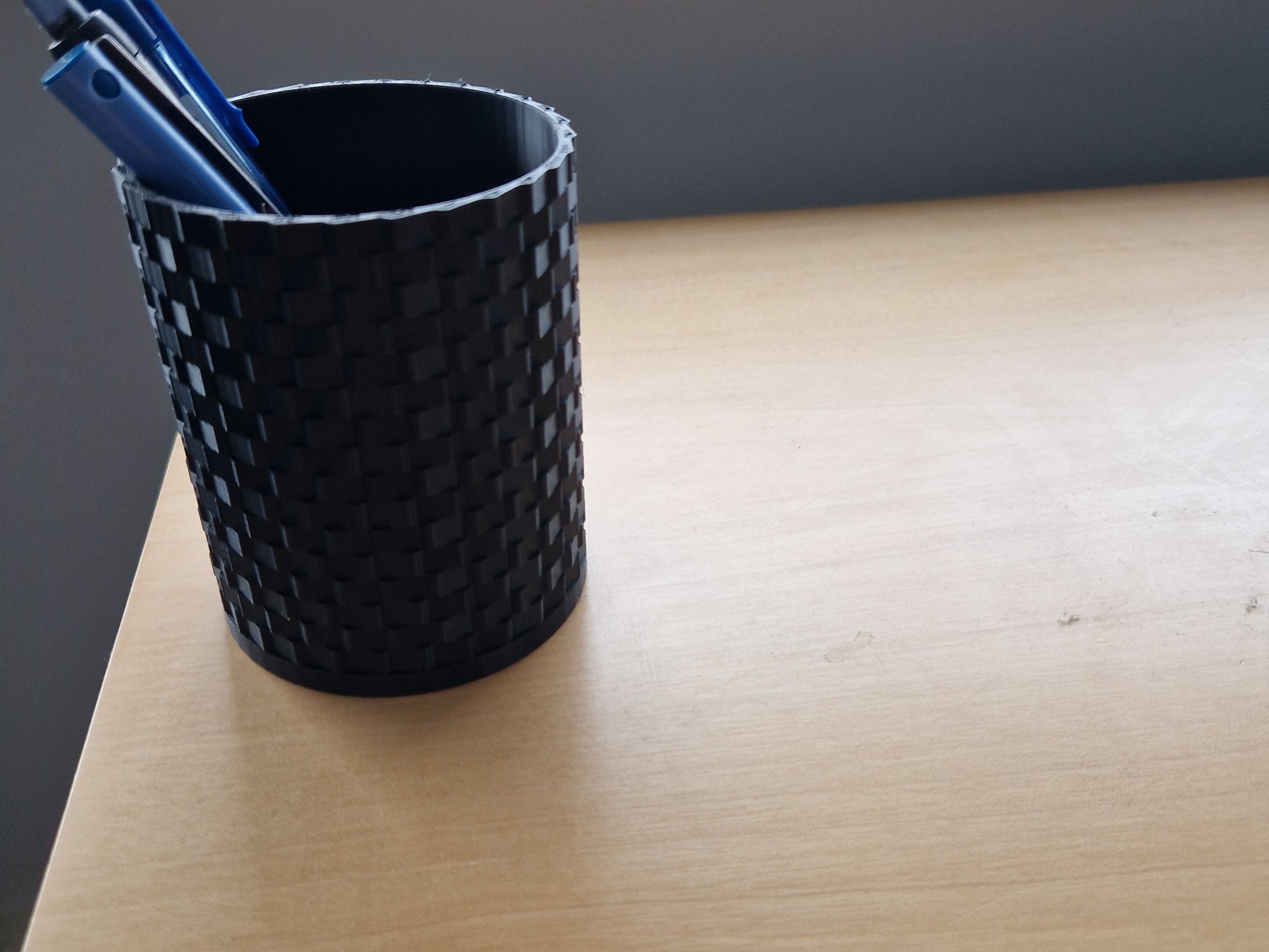 Giá Đỡ Bút Đơn Giản