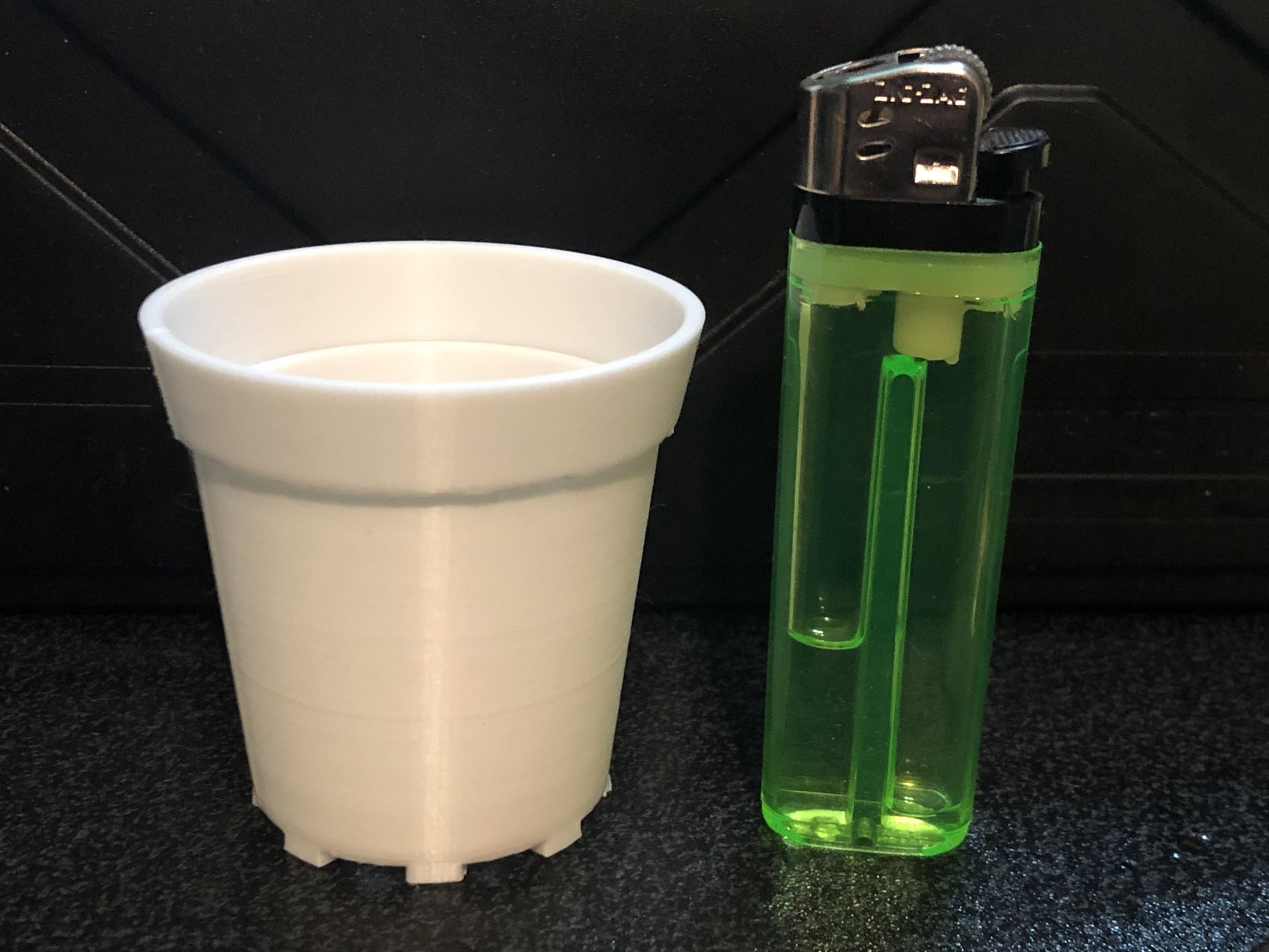 Tiêu đề Chậu cây con Tóm tắt Một chậu cây nhỏ DANH MỤC G