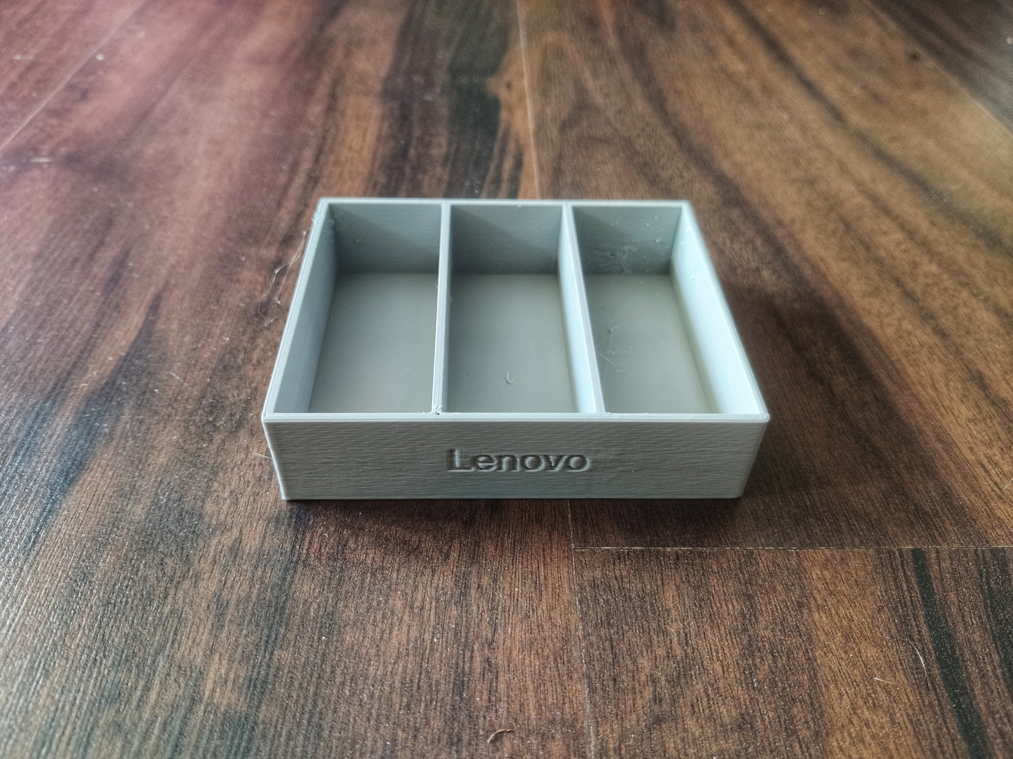 Tiêu đề Giá đỡ đế cắm Lenovo ThinkPad Tường tổ ong Tóm tắt