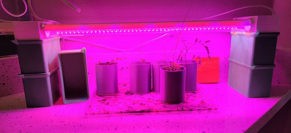 Feit Grow Light stackable stand/container