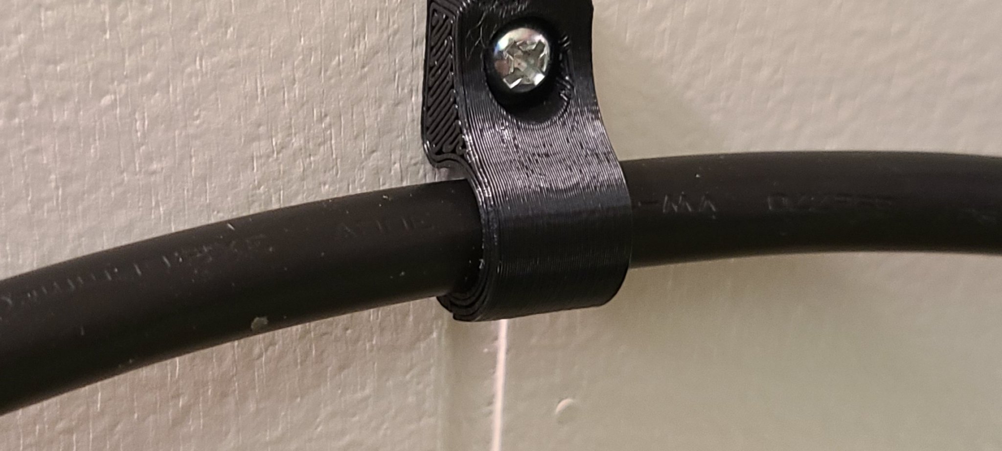 Low Profile 10mm Wire Clip