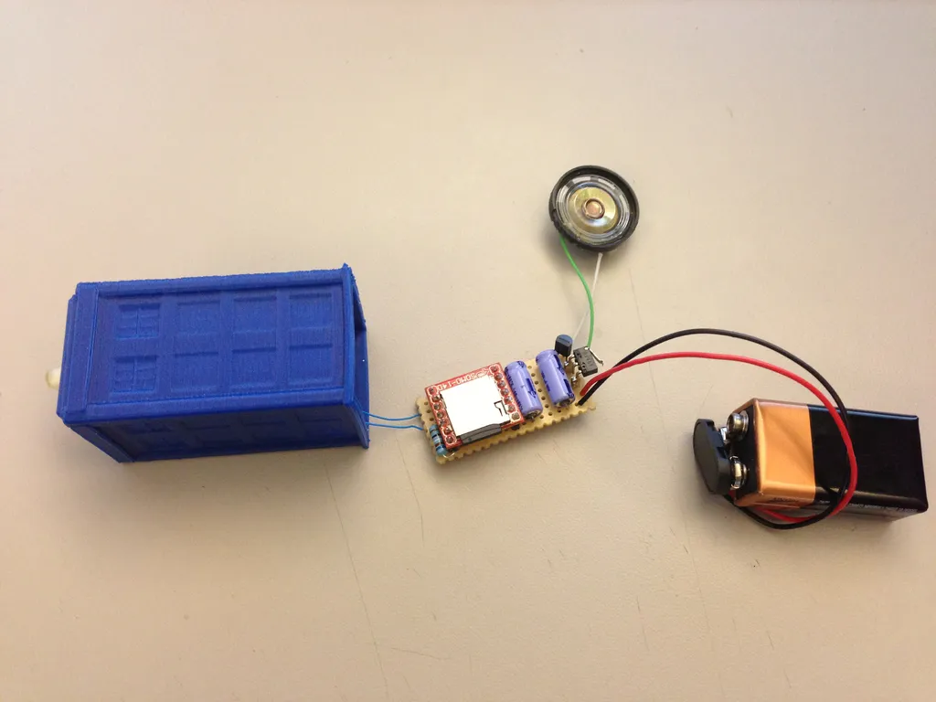 Thin wall TARDIS with Lights and Sound