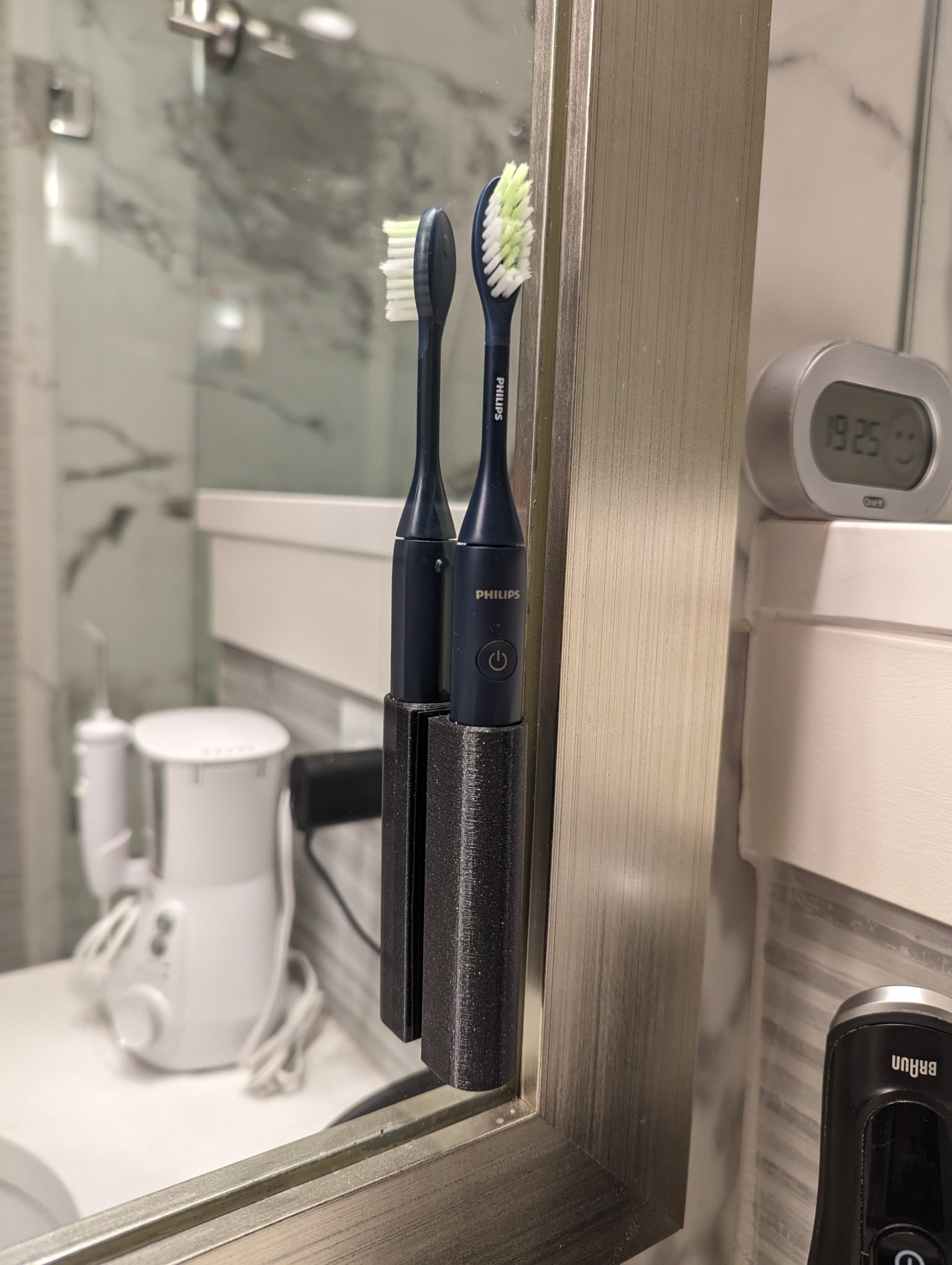 Philips One Sonicare toothbrush mirror mount