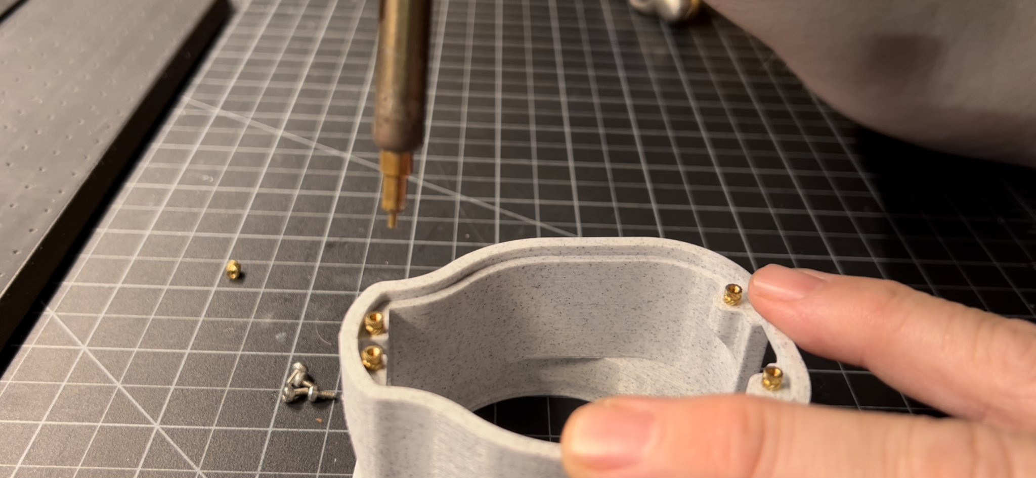 Tiêu đề Bộ sạc Apple Tóm tắt Có trọng lượng Bộ sạc App