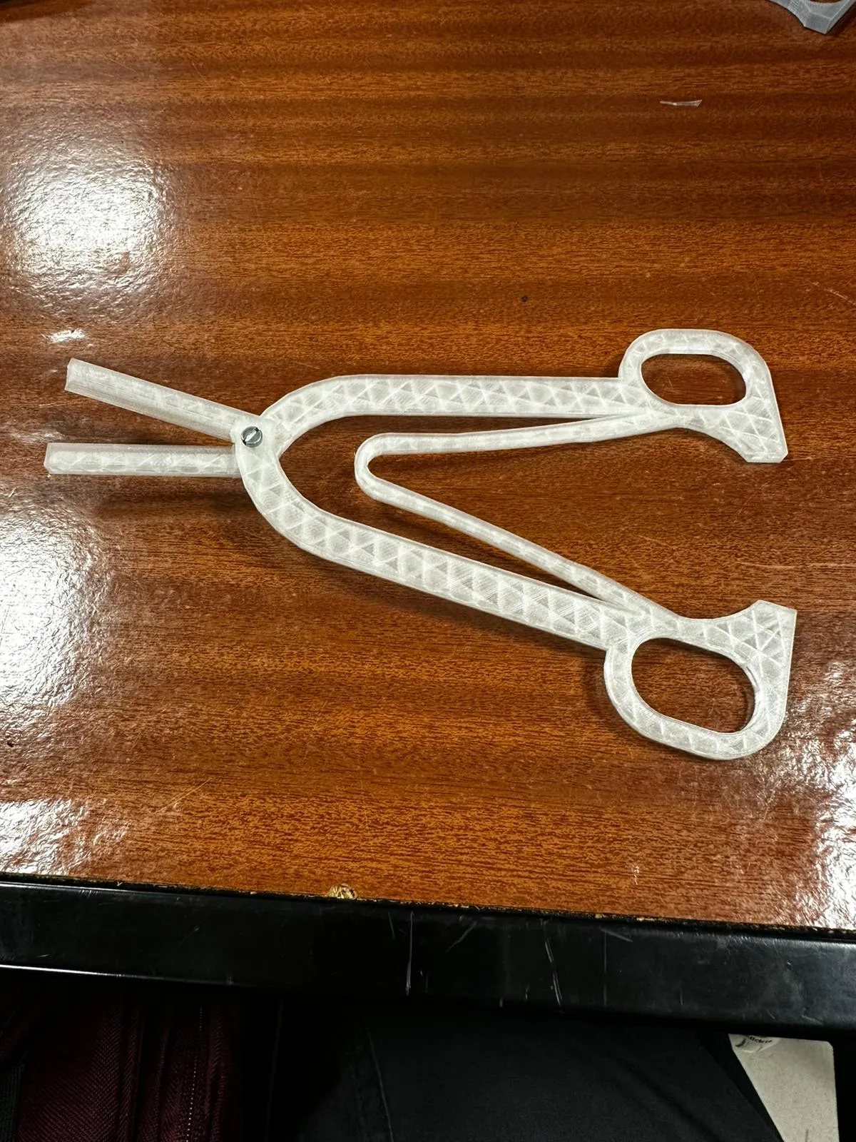 Tesoura OpenSCAD - Mô hình in 3D