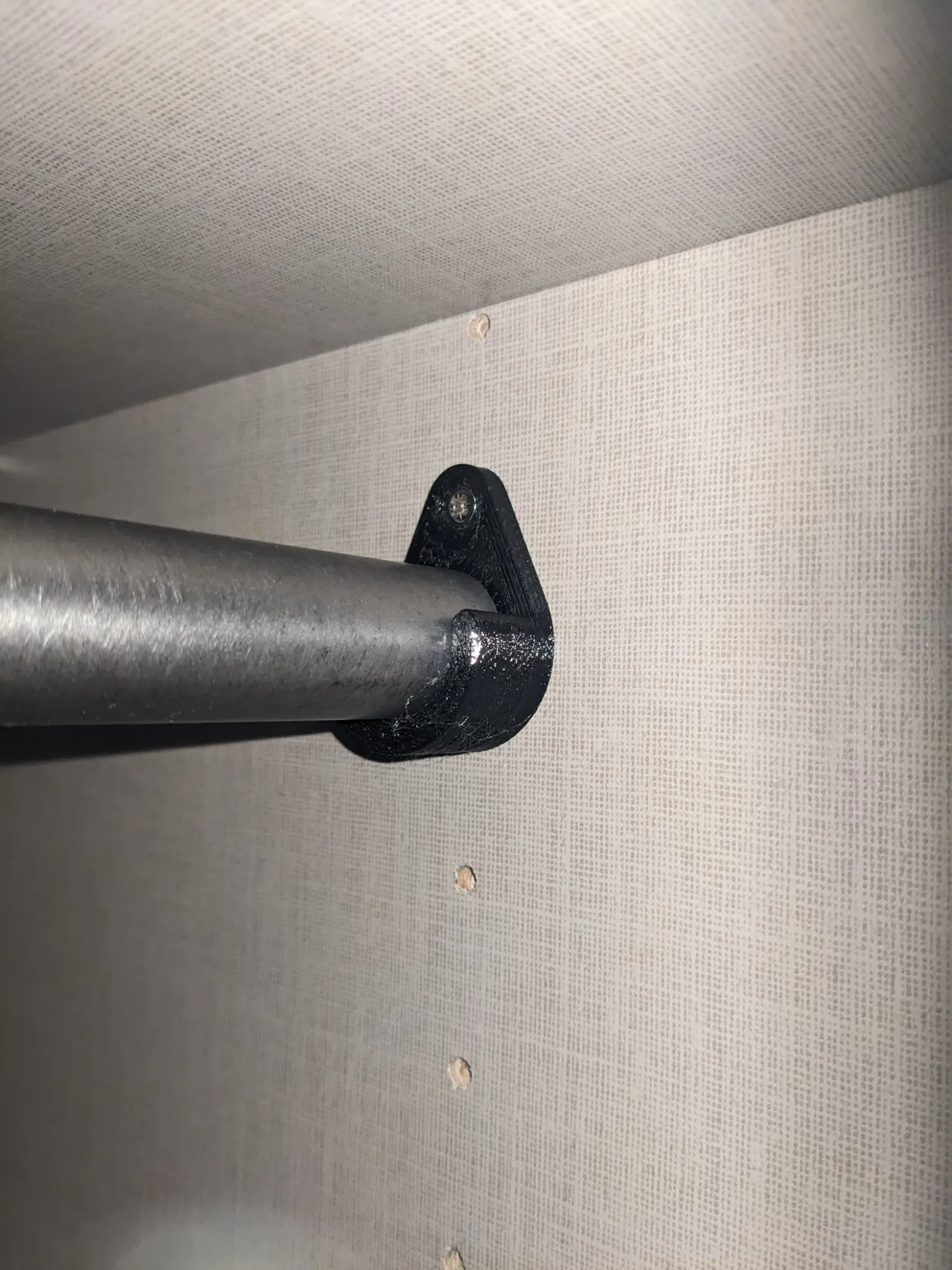 Giá đỡ thanh treo quần áo 25mm - Hệ thống 32