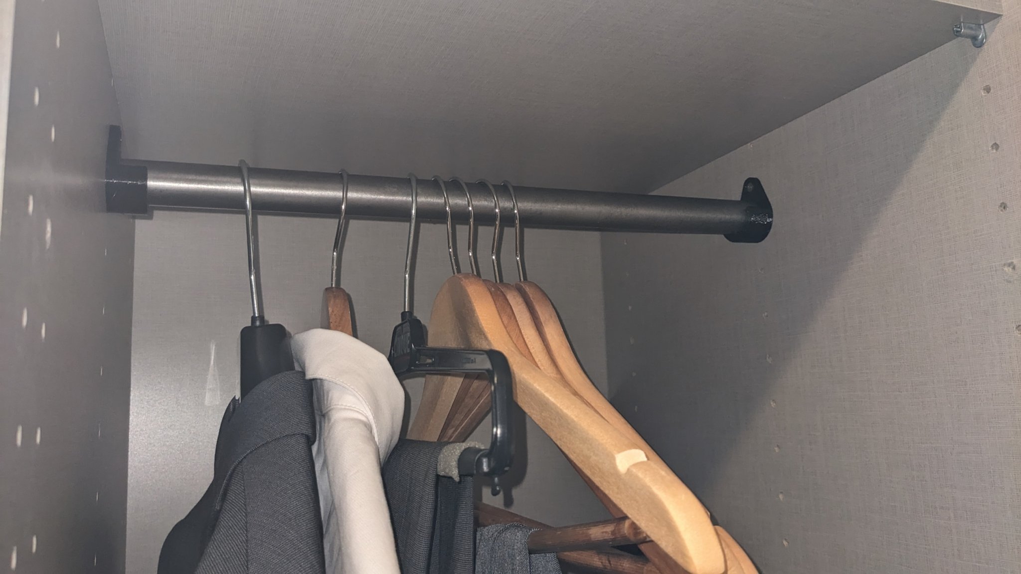 Giá đỡ thanh treo quần áo 25mm - Hệ thống 32