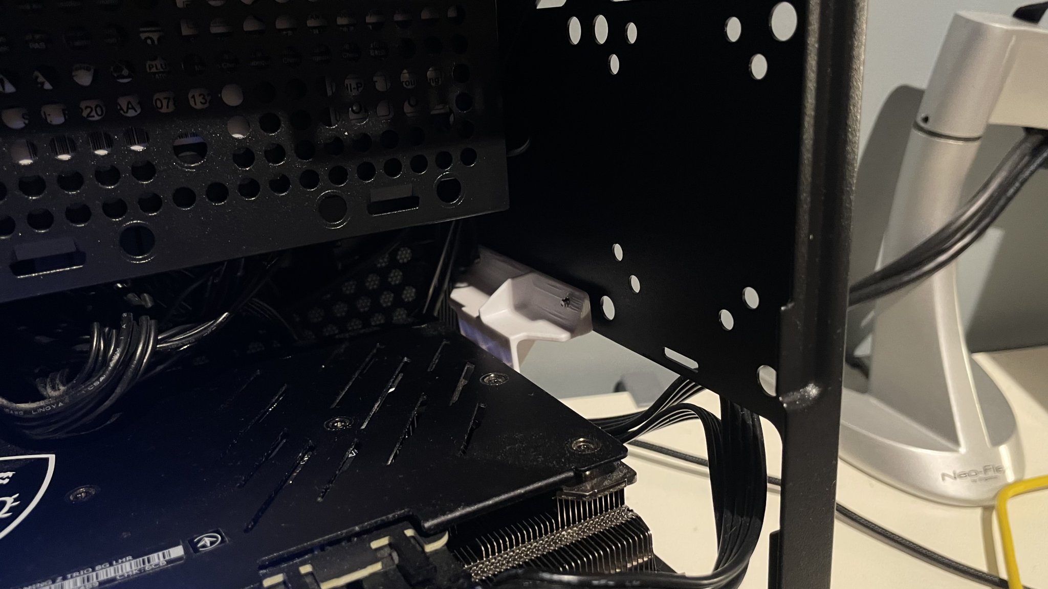 Tiêu đề GPU nr200 hỗ trợ chơi game Z trio 3070 Tóm tắt hỗ trợ