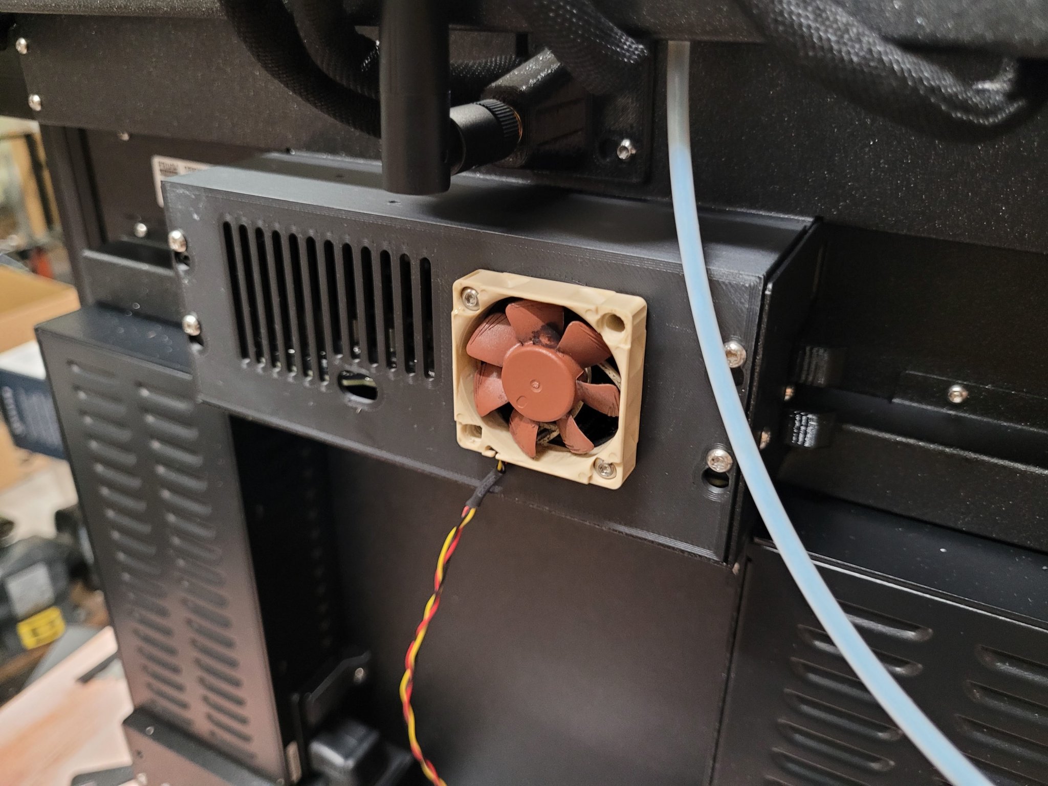 Nắp Hộp Buddy Prusa XL Có Lỗ Thông Hơi và Giá Gắn Quạt