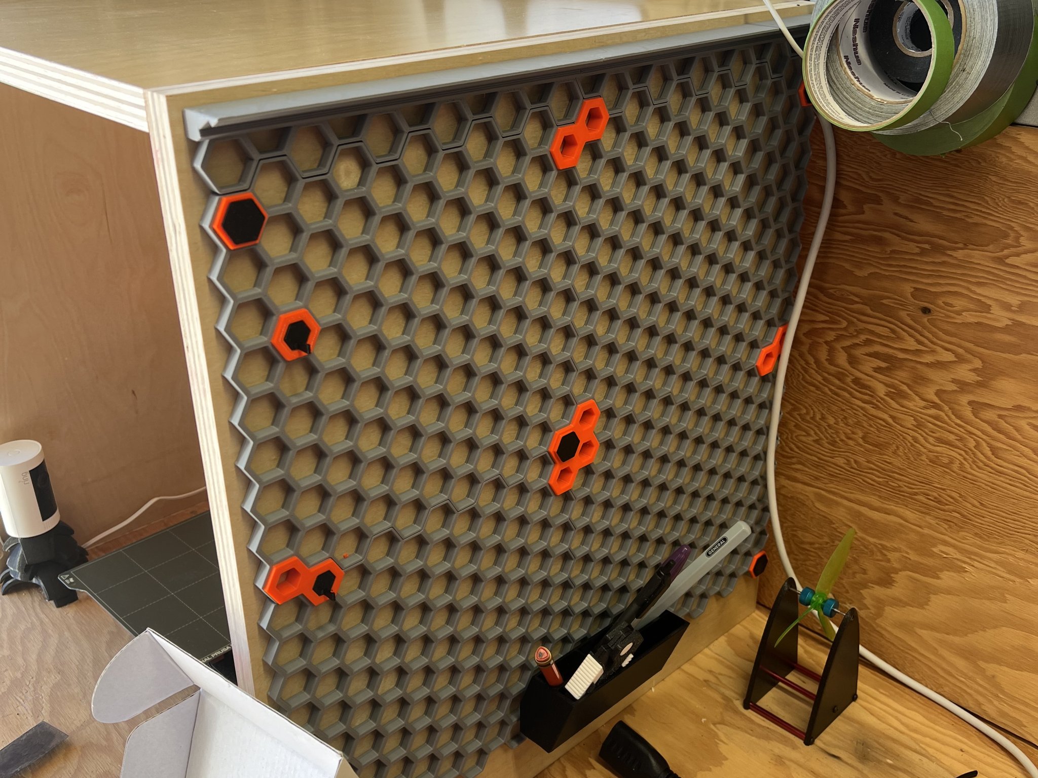 Tiêu đề Đèn LED gắn cho tổ ong Tóm tắt Muốn có một giá tre