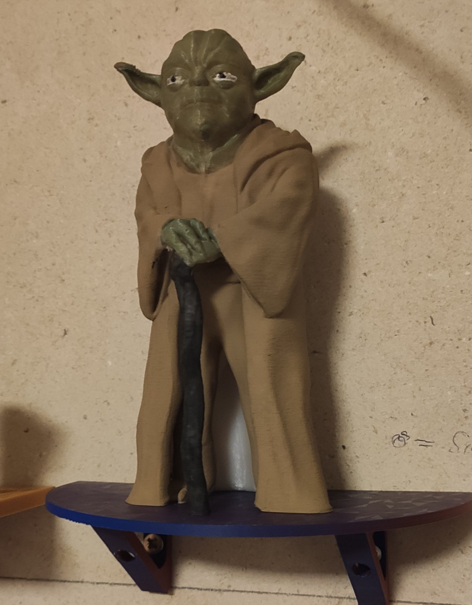 Tiêu đề Kệ Regal Tóm tắt Một chiếc kệ treo tường nhỏ đ