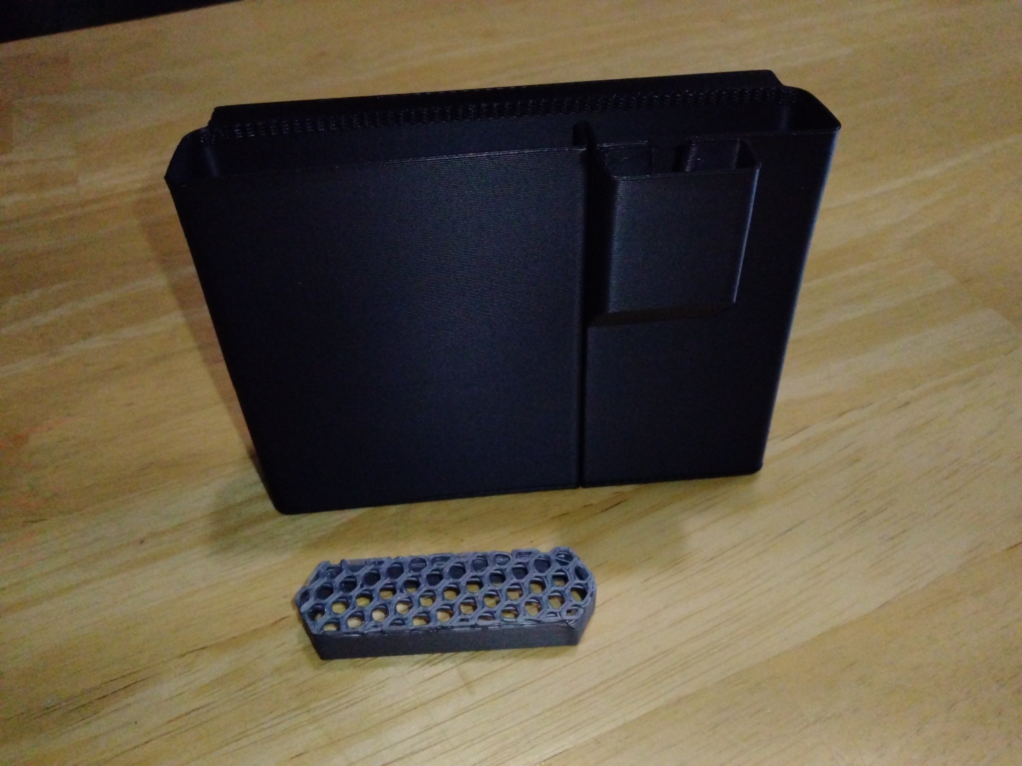 Tiêu đề Thùng đựng bút chì màu đồ dùng có thể treo được