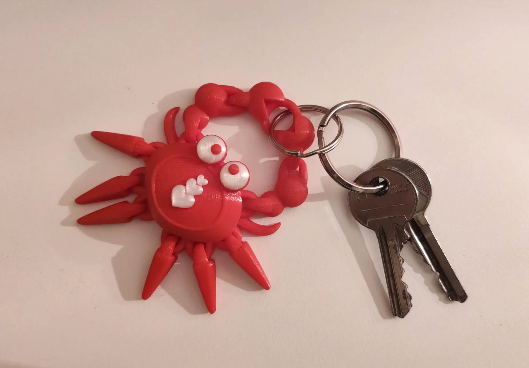 Tiêu đề Cua Flexi Tim Tóm tắt Mặt dây chuyền Móc khóa cua có