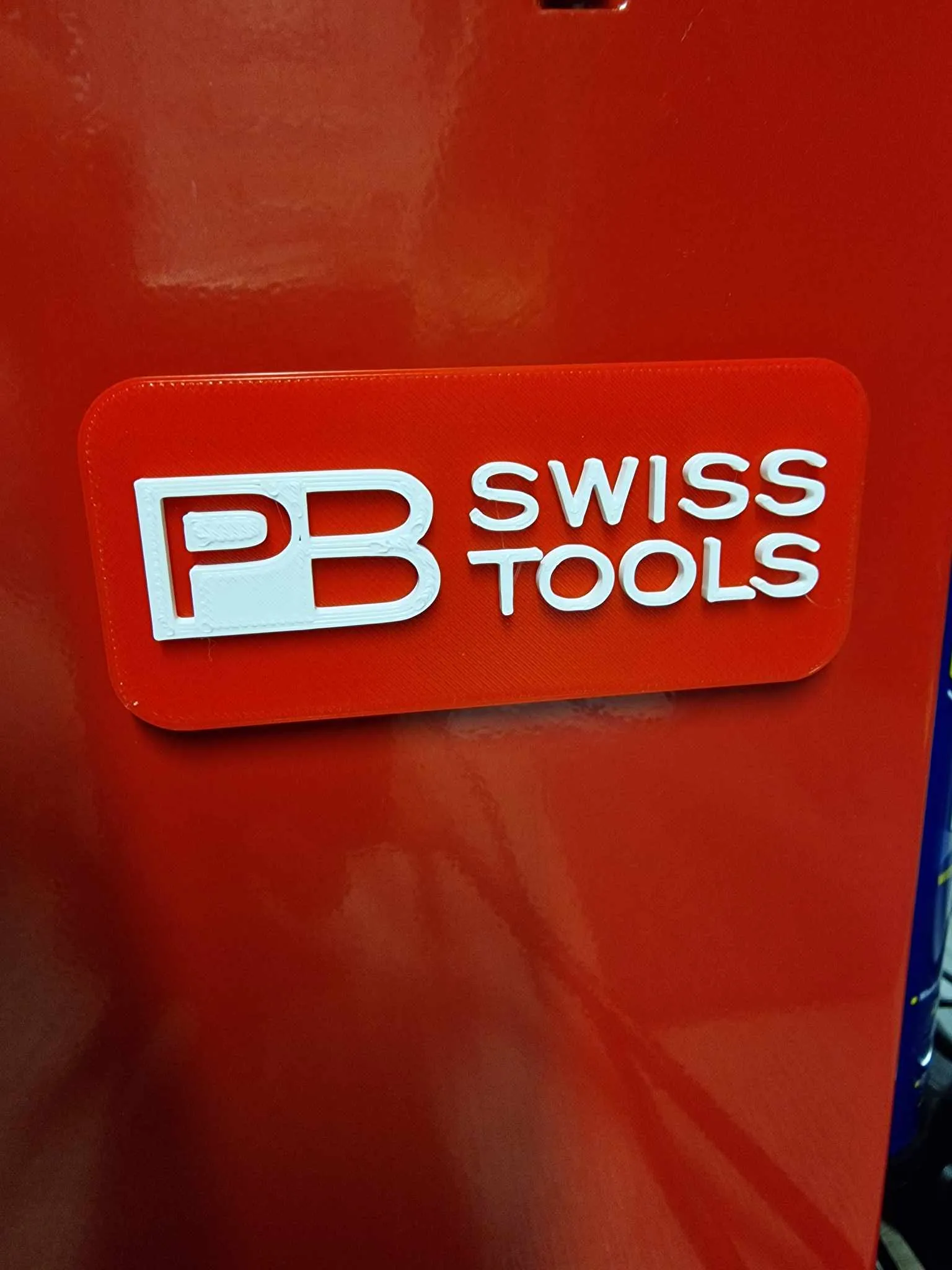 Tiêu đề Logo PB Swiss Tools Tóm tắt Logo PB Swiss Tools được tạo