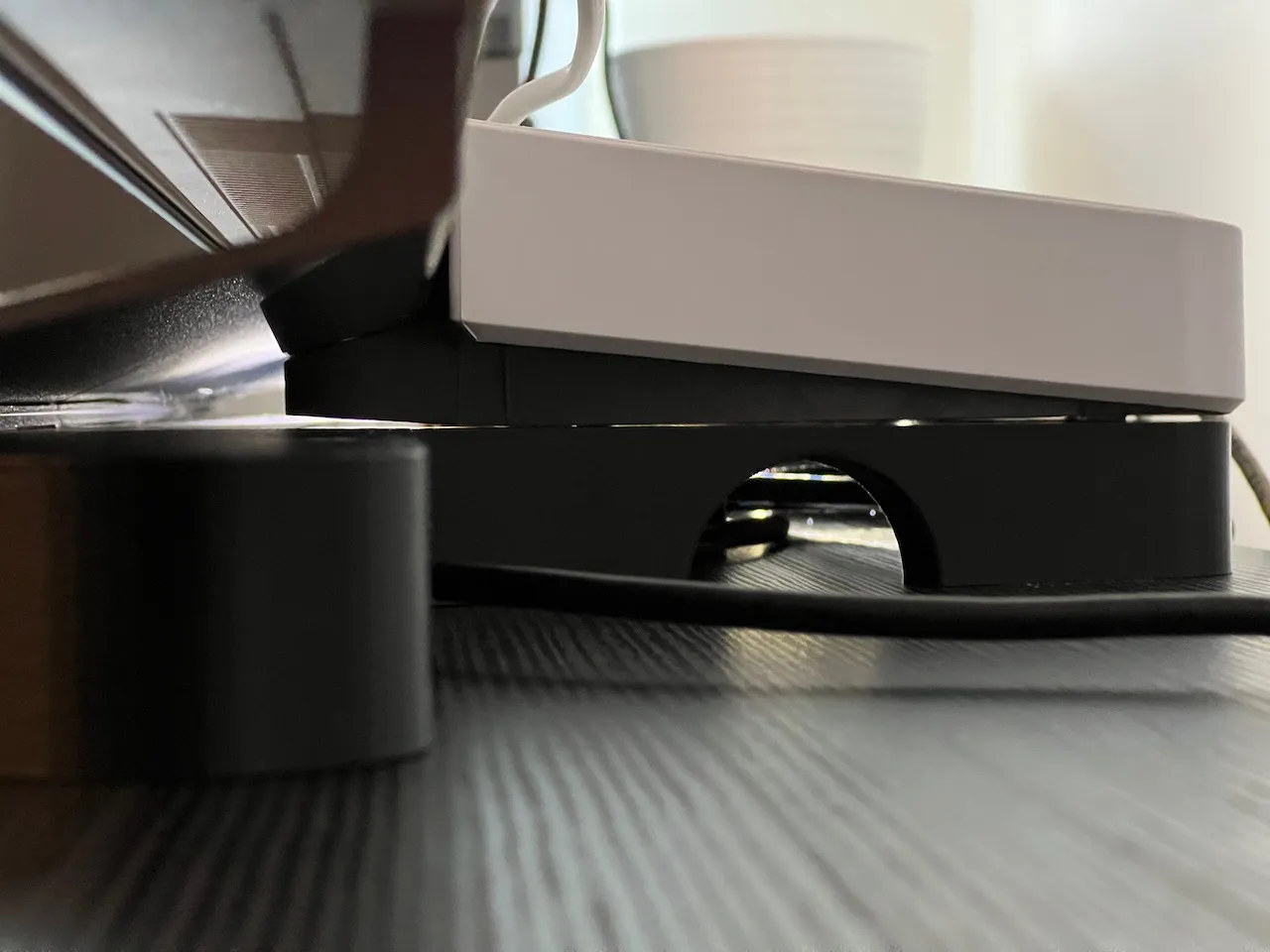 LG OLED C1 65"/55" Riser Stand and Cable Organizer