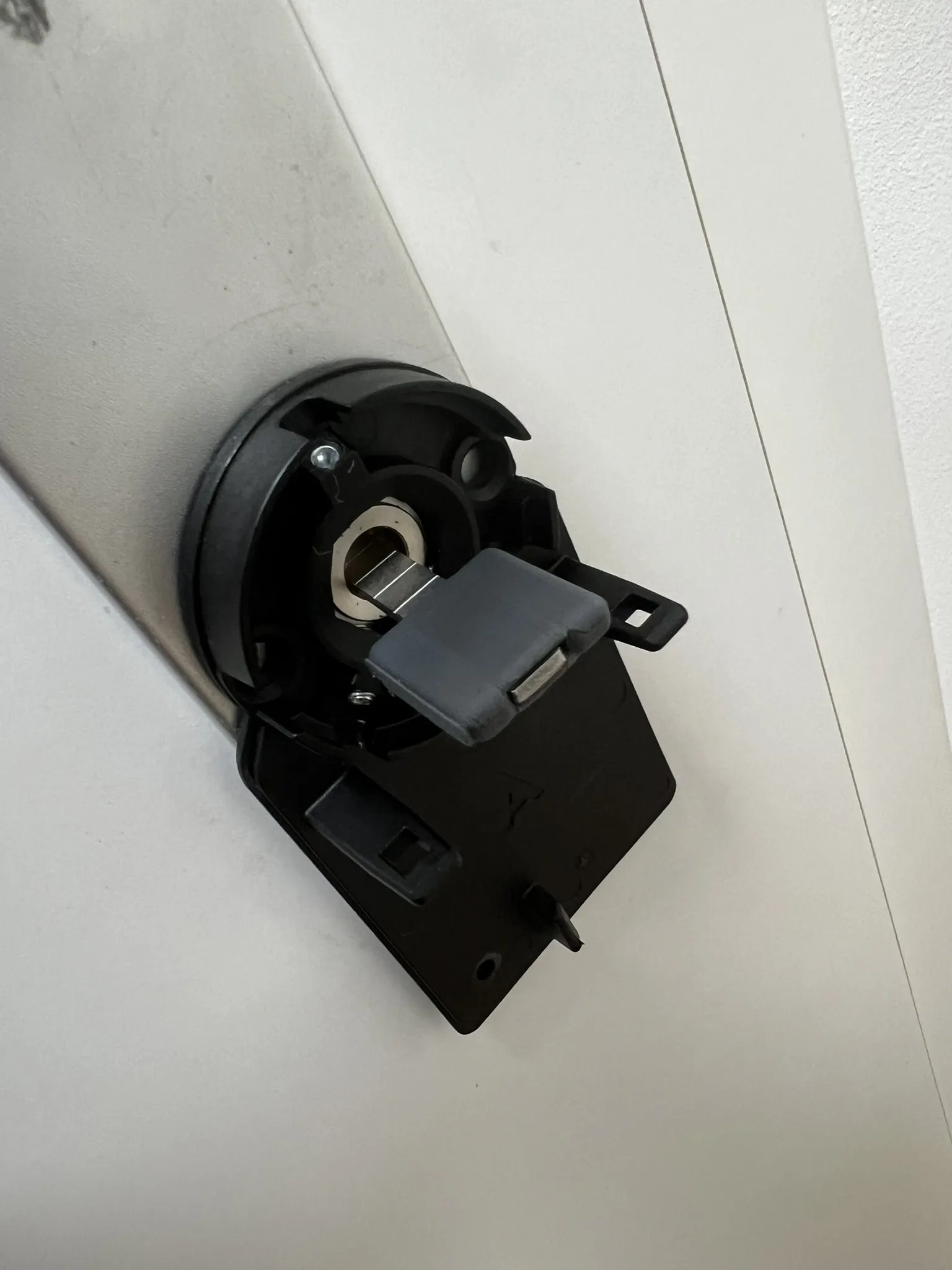 Adapter chốt khóa trụ Nuki
