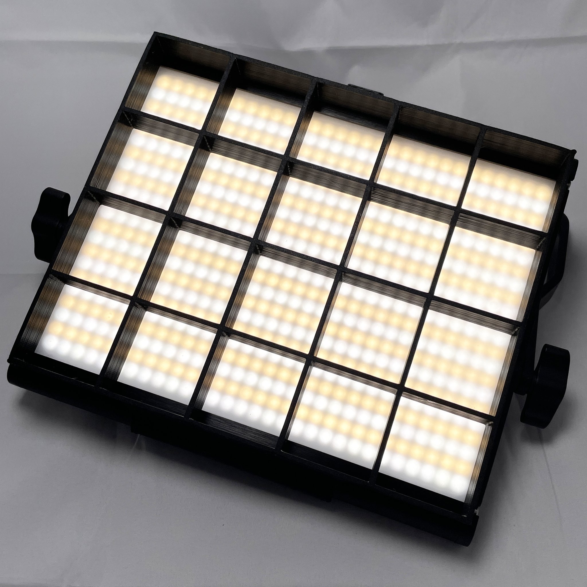 Egg Crate Attachment for Neewer NL-660