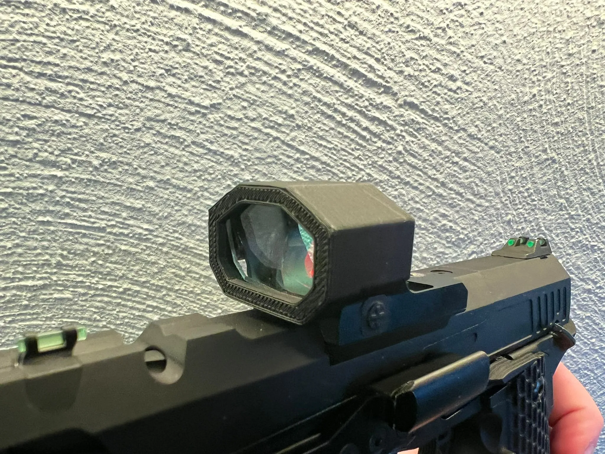 Tiêu đề Vỏ micro v2 Red dot có miếng chèn cho polycarbonate 3 mm Tó