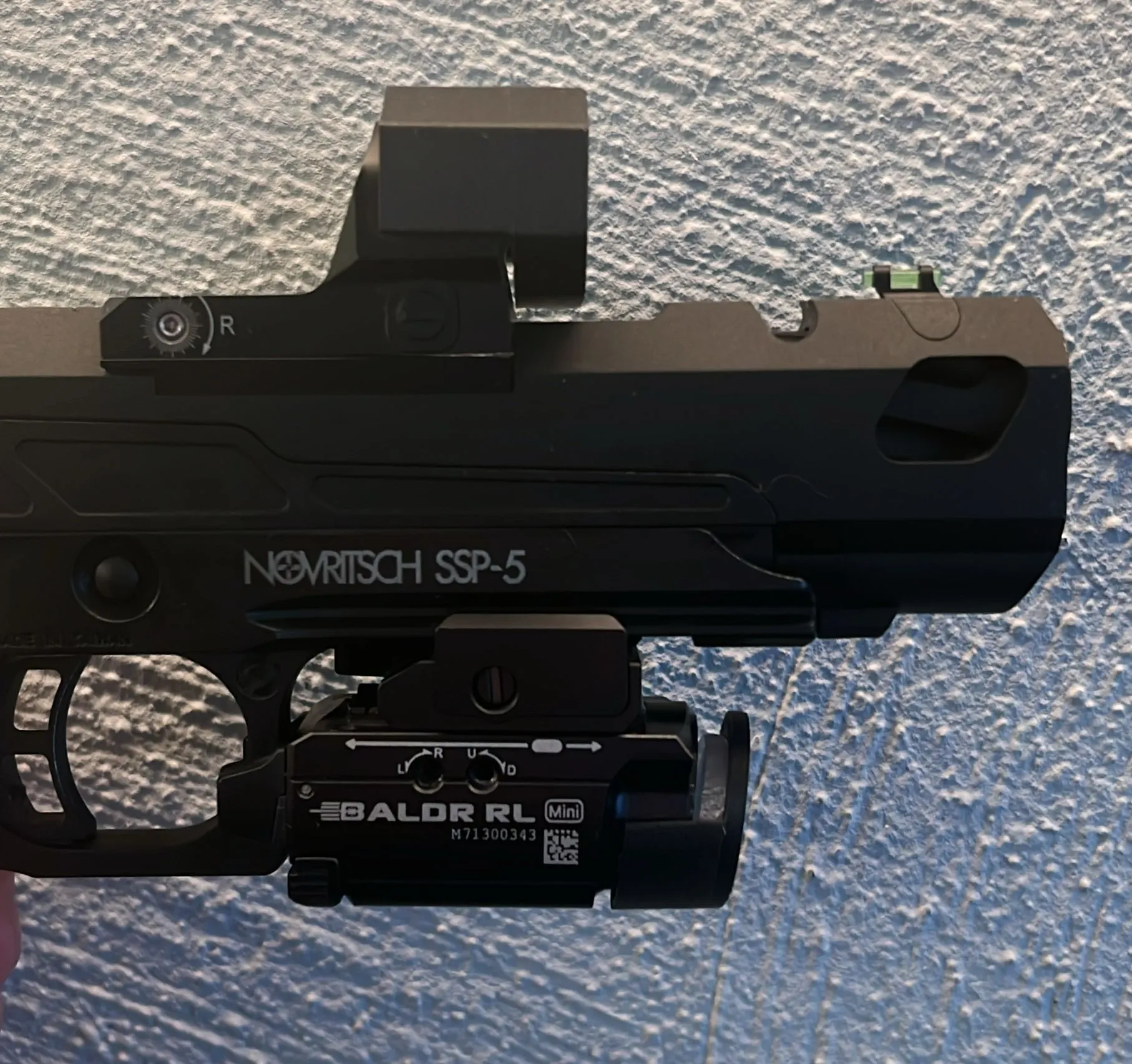 Tiêu đề Vỏ micro v2 Red dot có miếng chèn cho polycarbonate 3 mm Tó