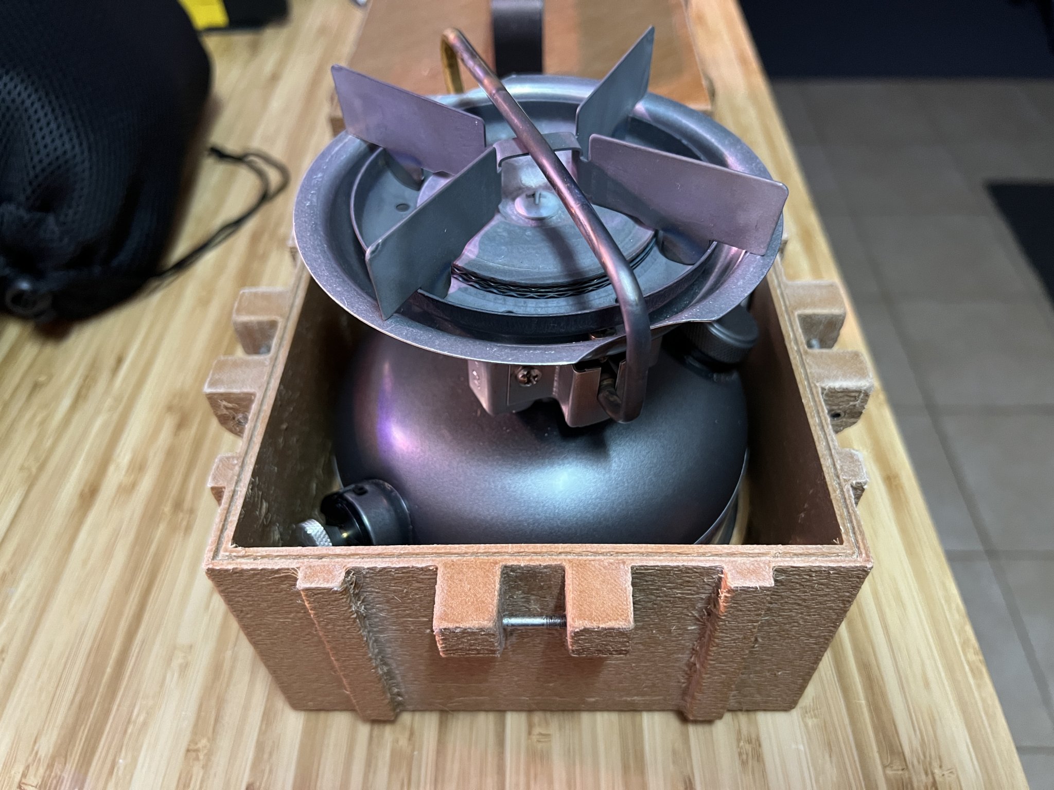 Tiêu đề Hộp đựng du lịch bếp Coleman Dual Fuel 533 Tóm tắt Va