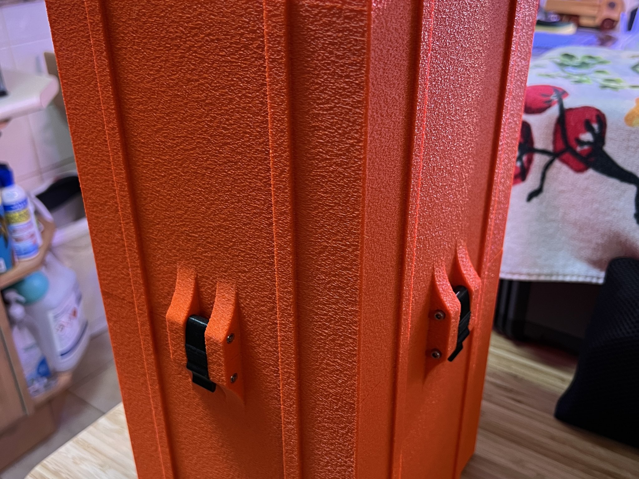 Tiêu đề Hộp đựng du lịch đèn lồng nhiên liệu kép Coleman Pow