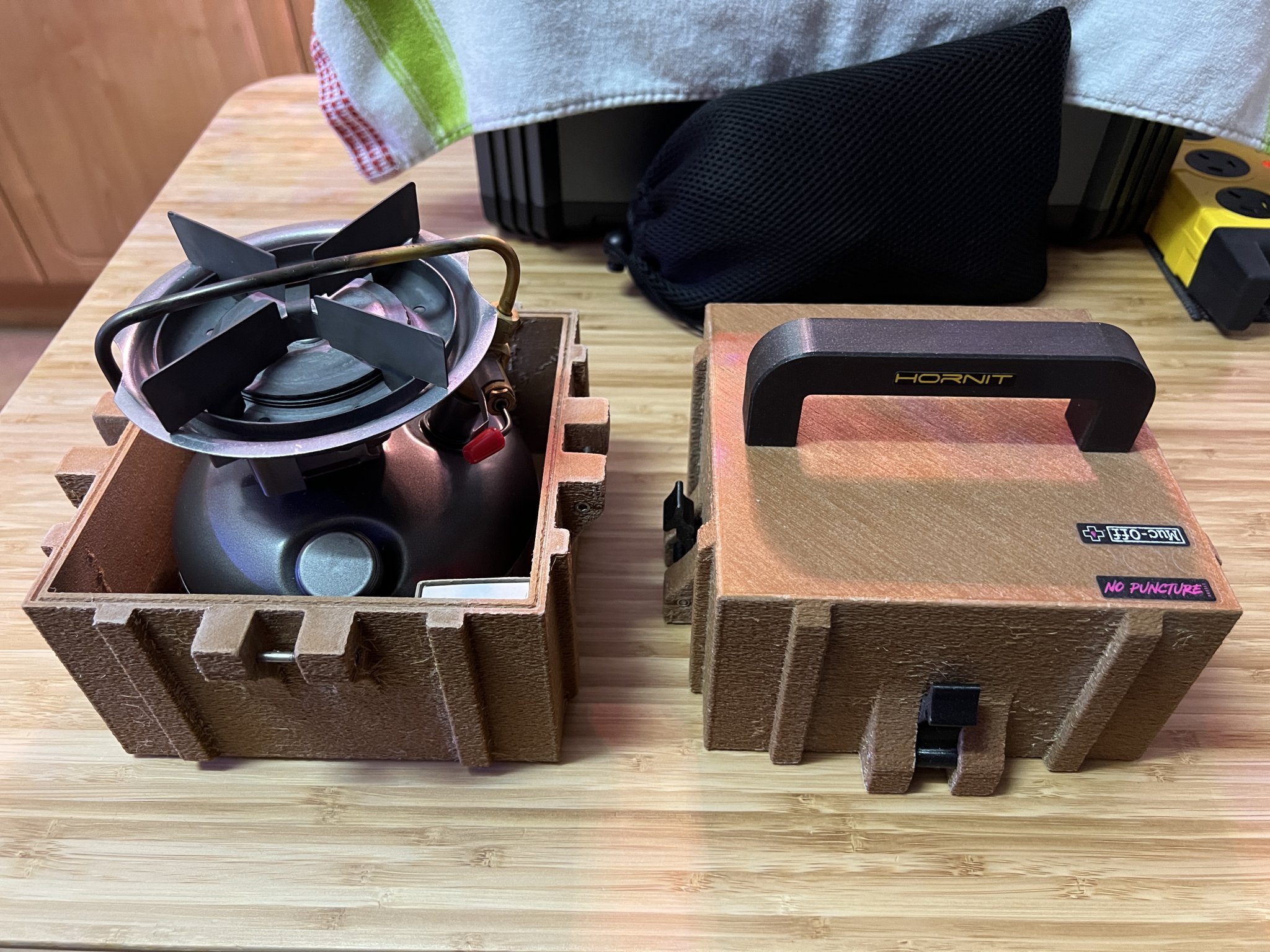 Tiêu đề Hộp đựng du lịch bếp Coleman Dual Fuel 533 Tóm tắt Va