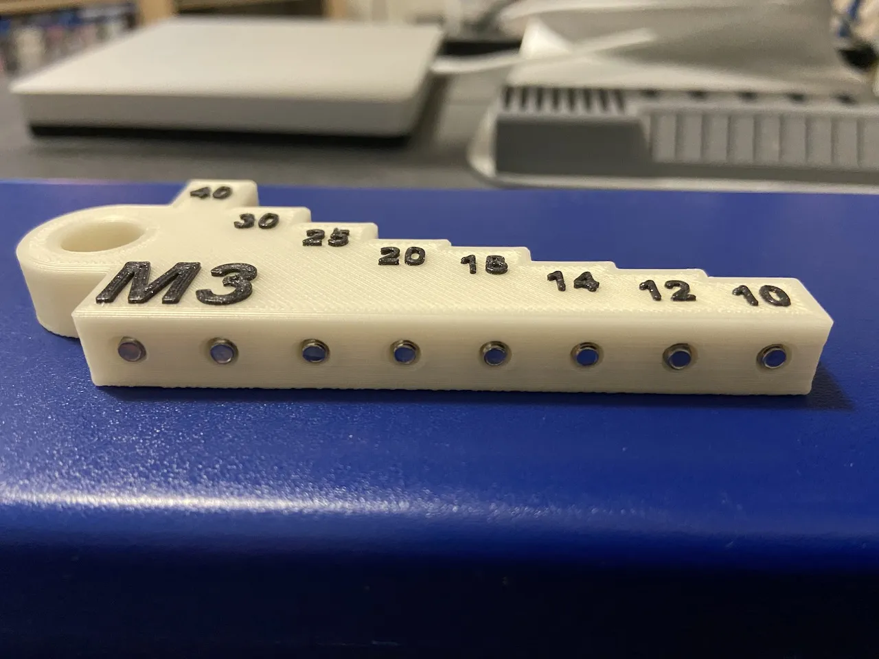 Dụng Cụ Phân Loại Ốc Vít M3