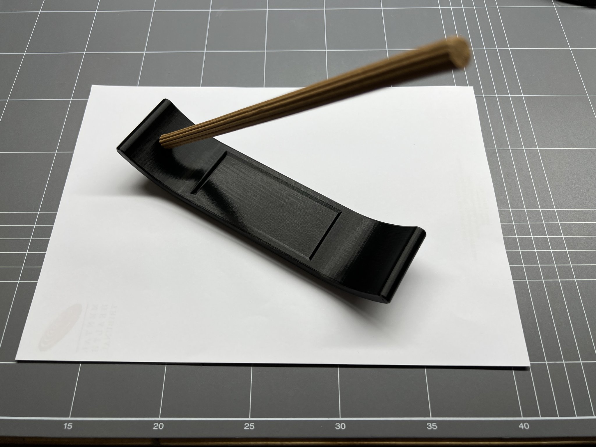 Chân Cắm Nhang Đốt Hiện Đại