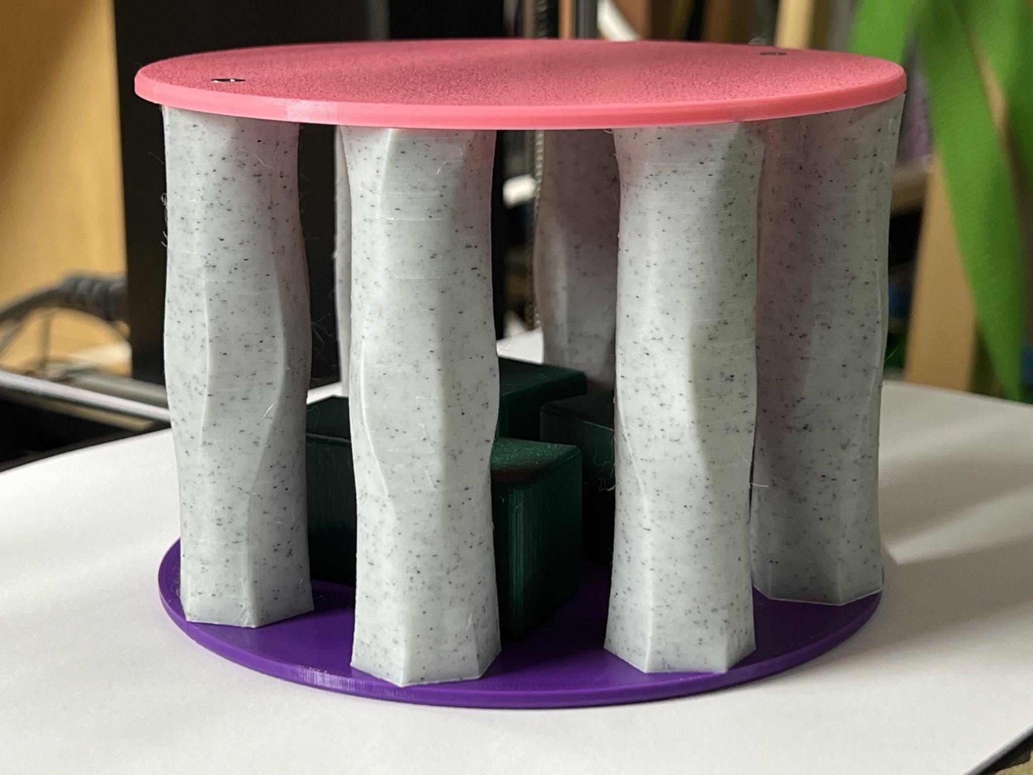 Tiêu đề Đồ chơi lúc lắc trực quan của trẻ em Stonehenge Tóm t