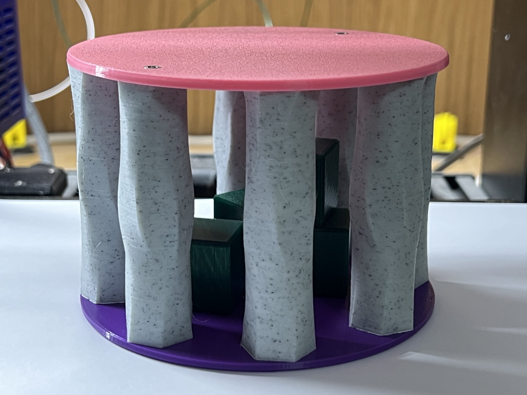 Tiêu đề Đồ chơi lúc lắc trực quan của trẻ em Stonehenge Tóm t