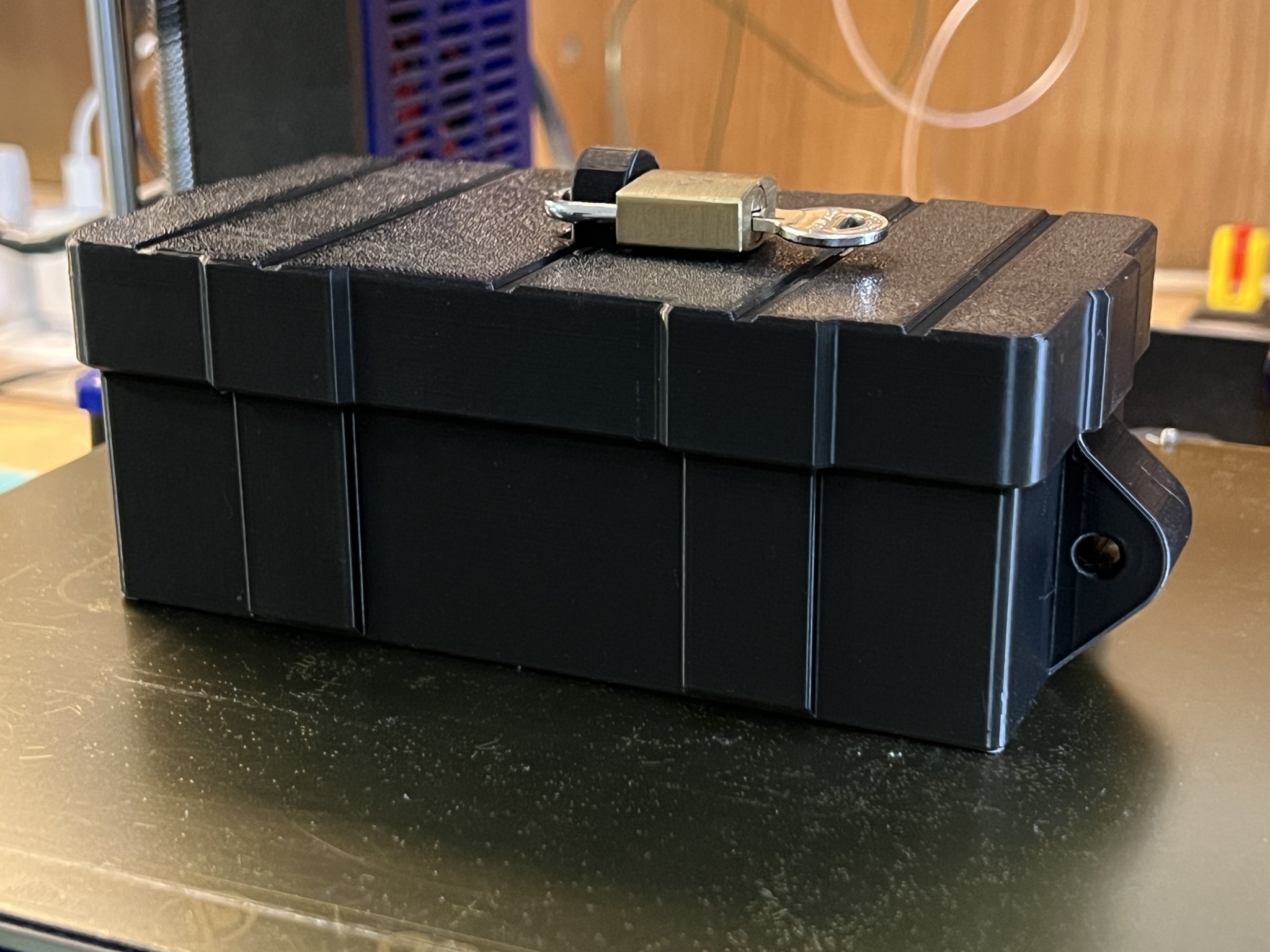 Hộp Khóa Chắc Chắn