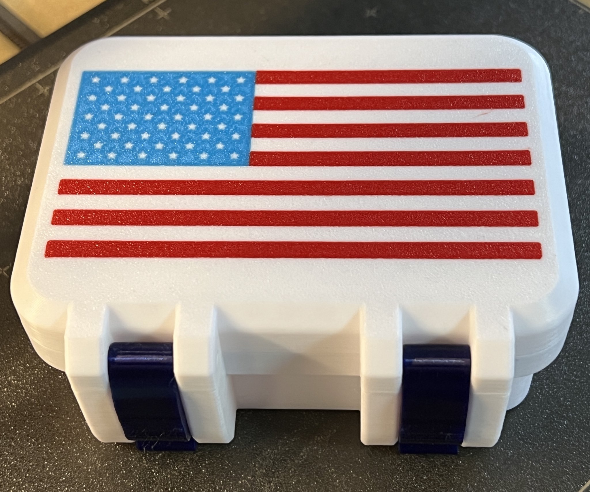 Tiêu đề Penguin Utility Case American Flag Motif MMU Top Tổng hợp Pen