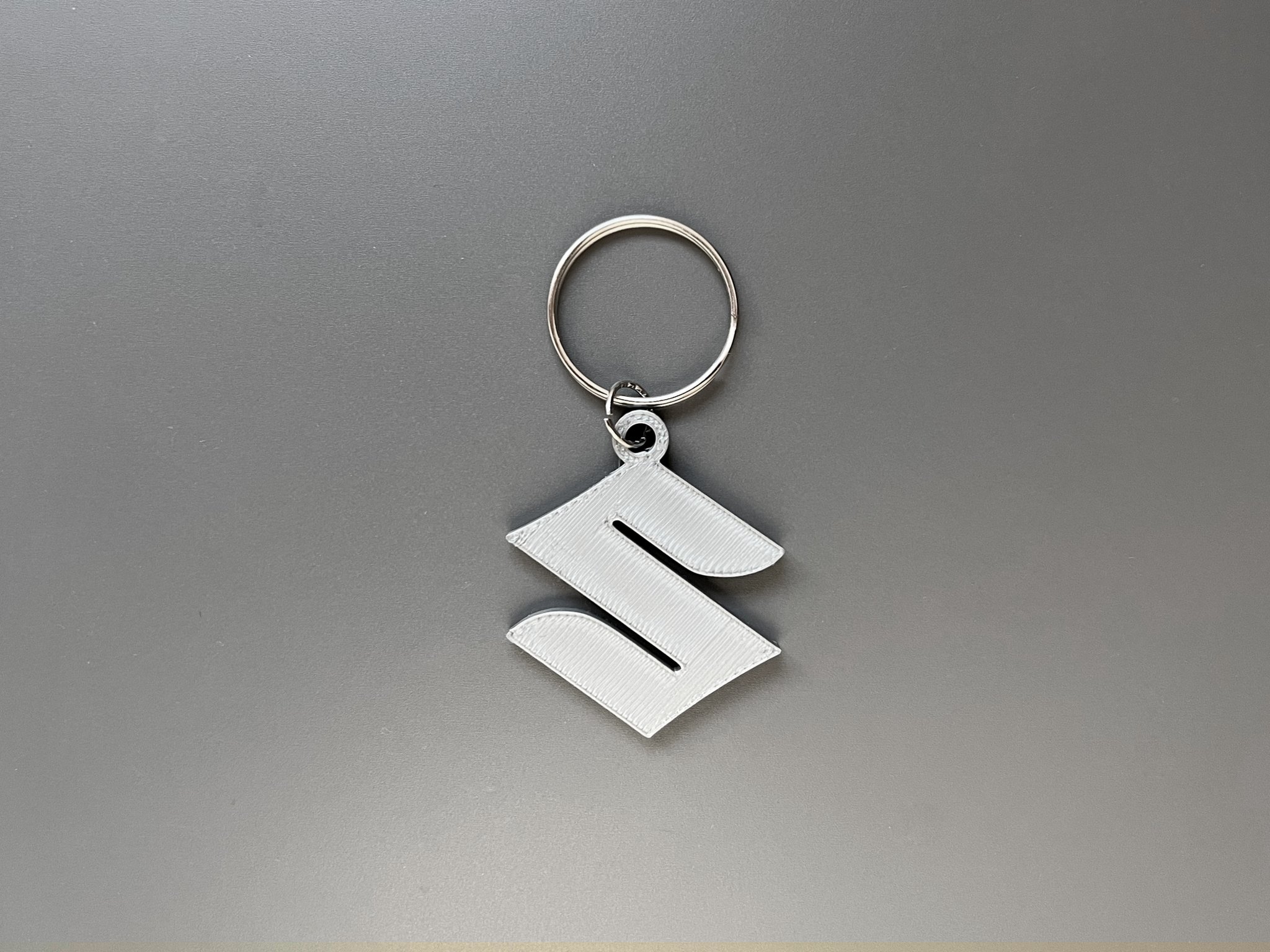 Tiêu đề Móc khóa Suzuki Tóm tắt Móc khóa thương hiệu xe Suzuki