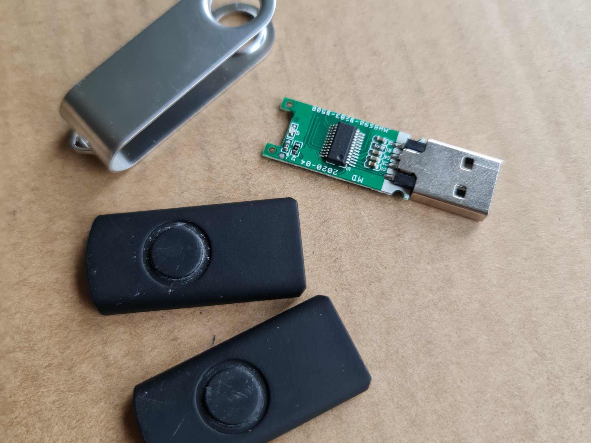 Tiêu đề Thẻ nhớ USB Credstick Tóm tắt Đây là bản remix mình