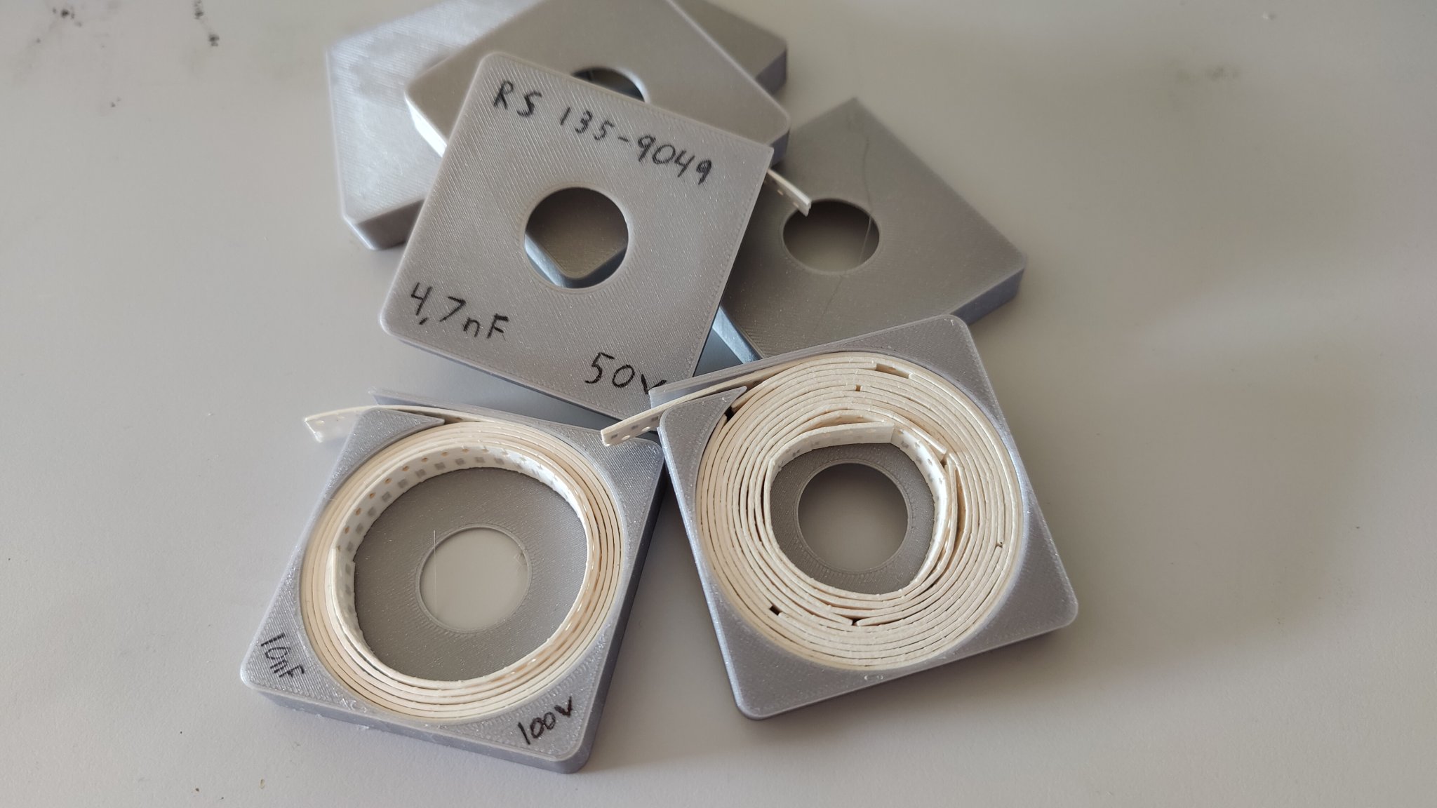 Tiêu đề Hộp đựng băng dán SMD Tóm tắt Hộp đựng băng dính