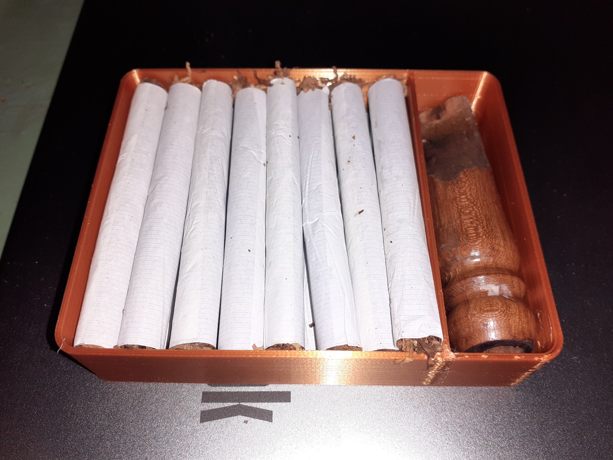 Hộp Đựng Thuốc Lá