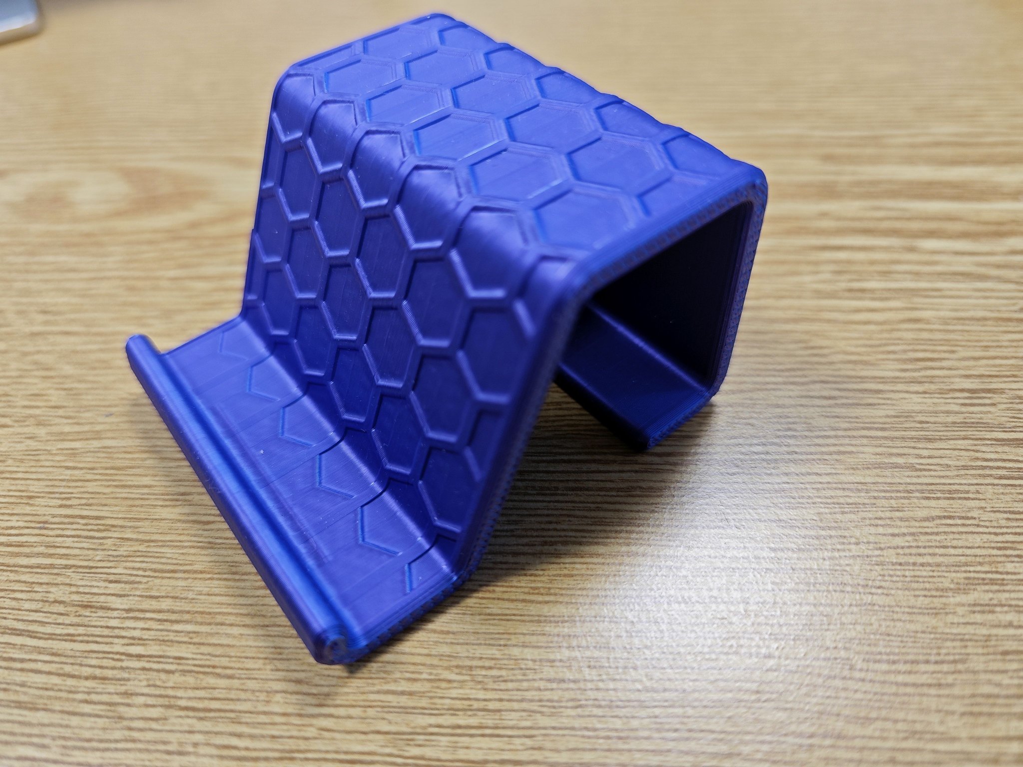 Chân đế HEX Lớn Hơn Một Chút Cho Điện Thoại Thông Minh