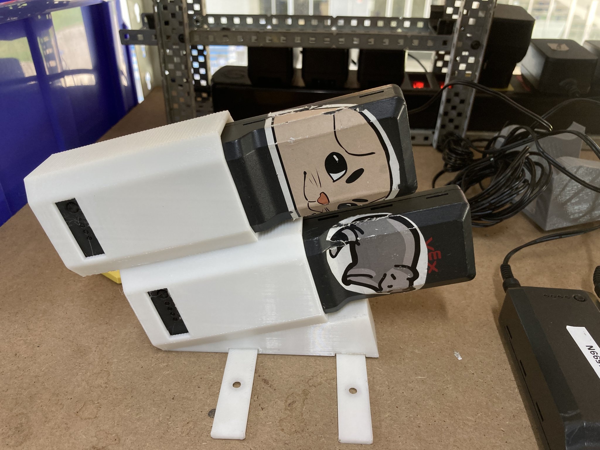 Tiêu đề Giá đỡ pin VEX V5 Tóm tắt Đối với pin V5 Xếp chồ