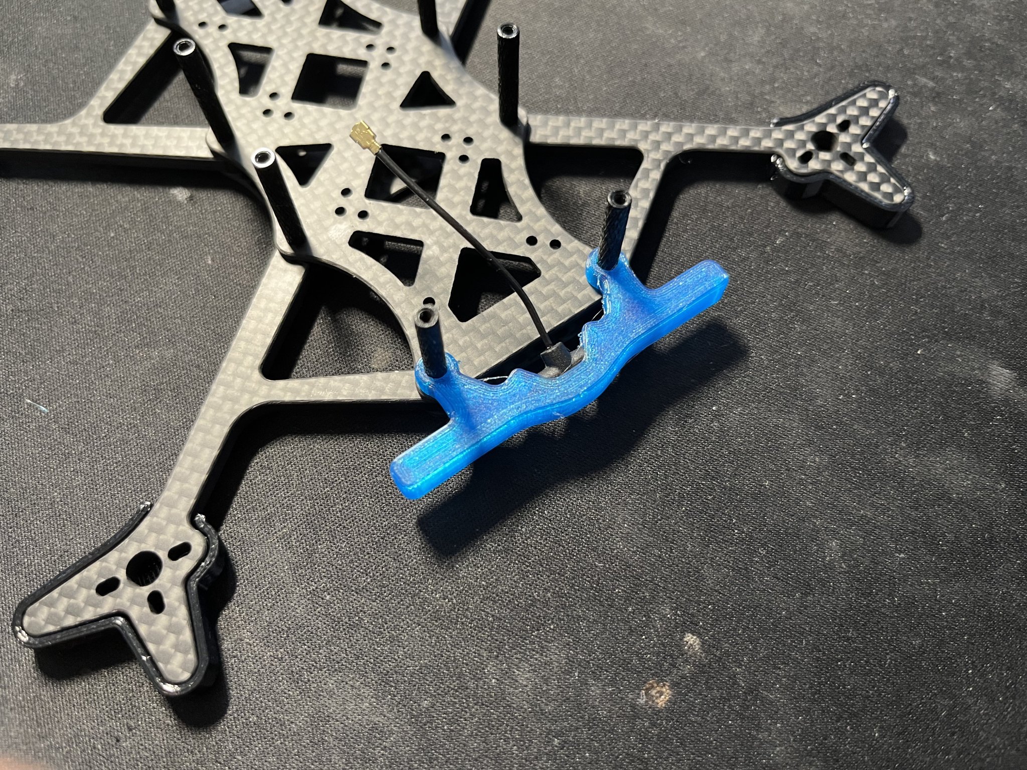 Giá đỡ ăng-ten ELRS Happymodel EP1 cho khung AOS 3.5