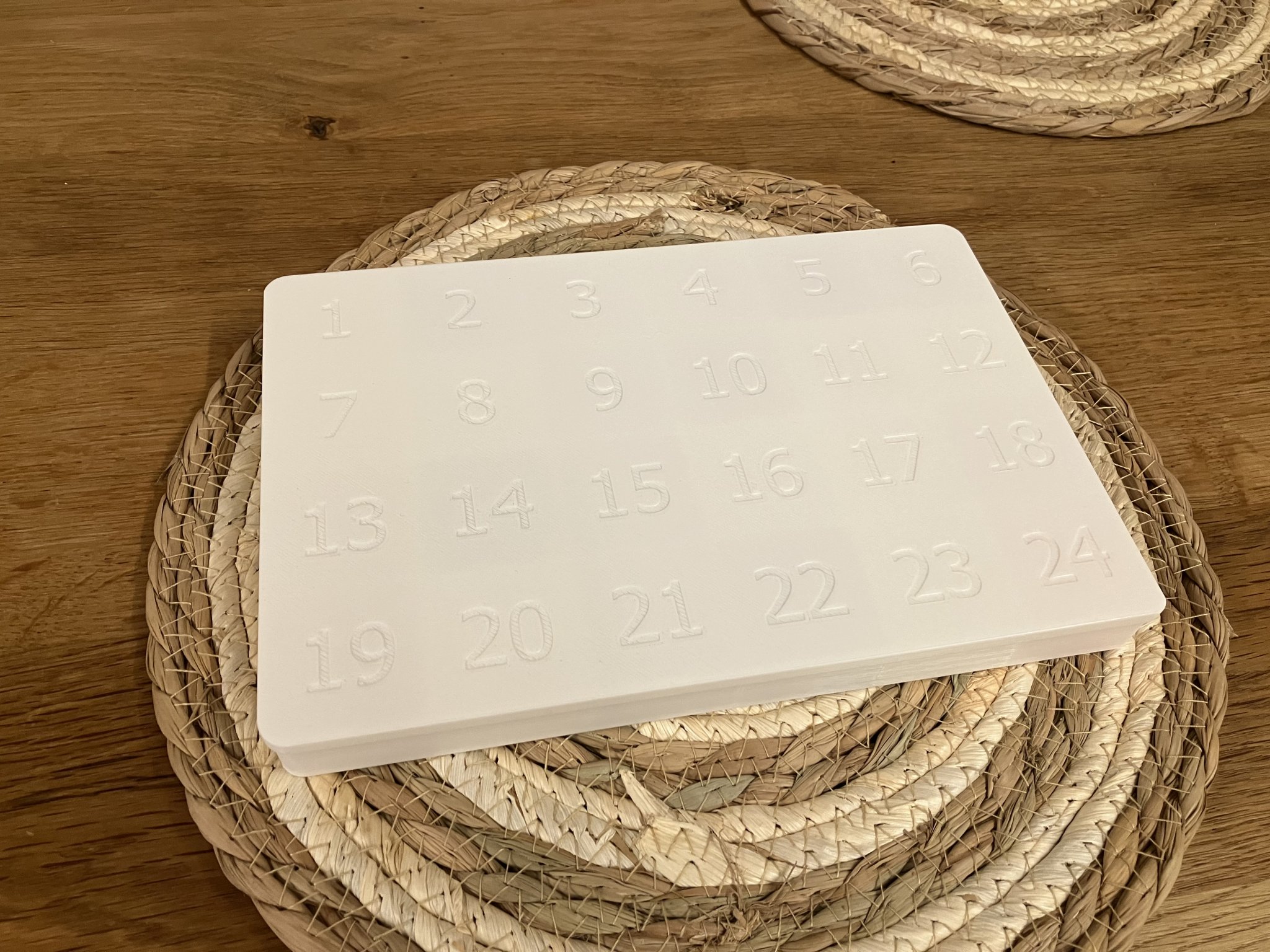 Tiêu đề Hộp đựng tranh kim cương Tóm tắt Hộp đựng đơn gi