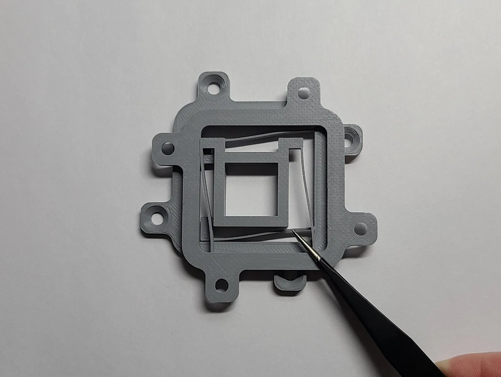 Tiêu đề Thiết bị bù XY Cơ chế tuân thủ Tóm tắt Đây là