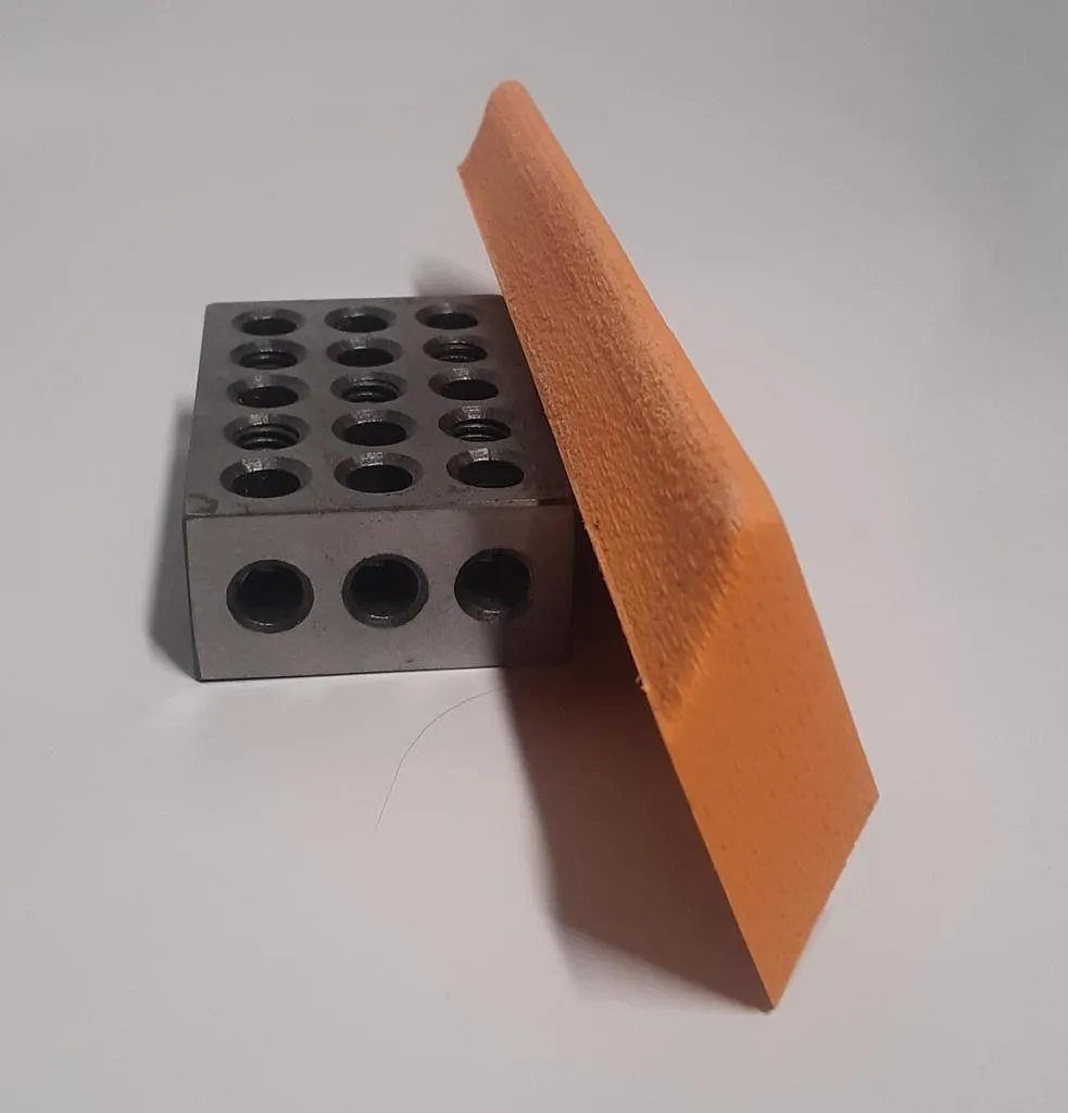 Tiêu đề Orange Keyway Plate Edge Climbing Hold Tóm tắt Kẹp giữ leo