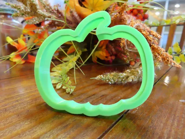 Tiêu đề Máy cắt bánh quy bí ngô Tóm tắt Chỉ là một chiếc