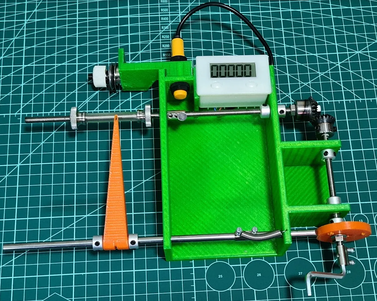 Tiêu đề Bobinadora nido de abeja Tóm tắt Para hacer las bobinas de rad