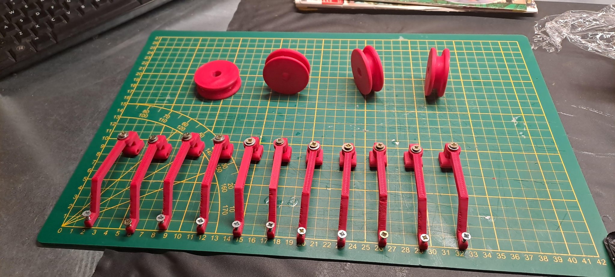 Tiêu đề Hình ảnh thang máy Tóm tắt Là thang máy để nâng tran