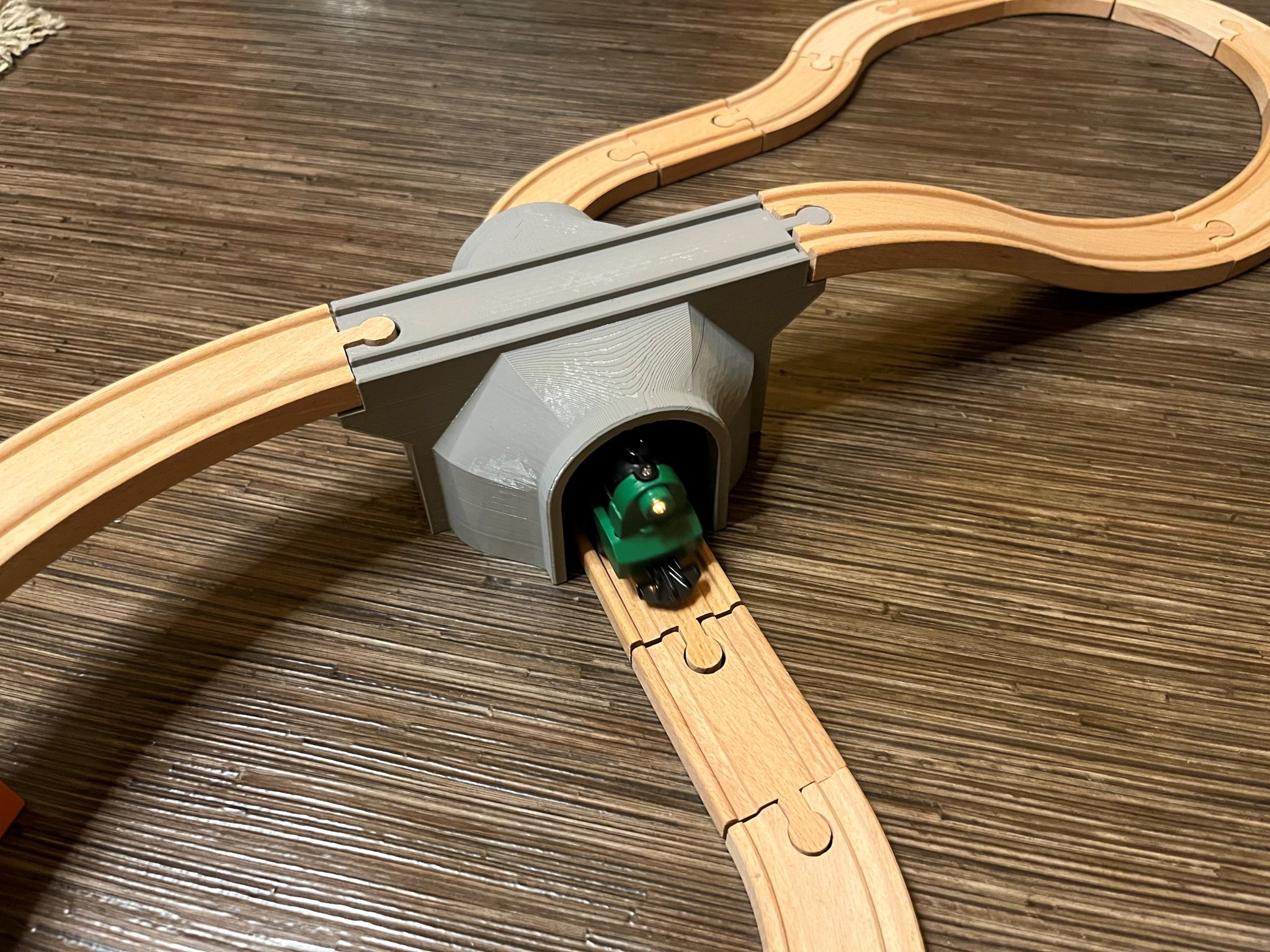 Đường Hầm Cho Tàu Gỗ