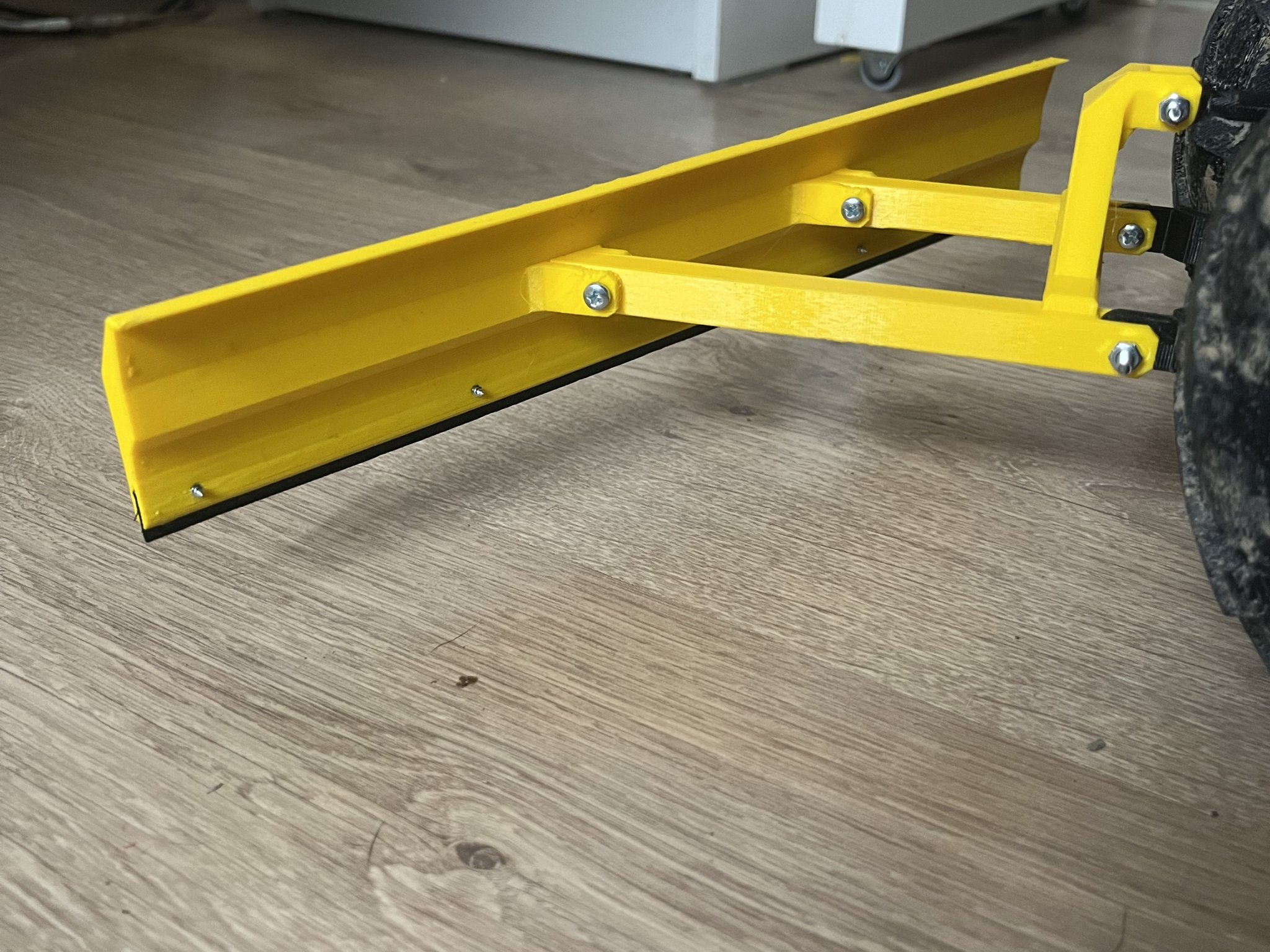 Tiêu đề Radlice na snih Zetor 110 Tóm tắt Radlice na sníh za RC Zeto